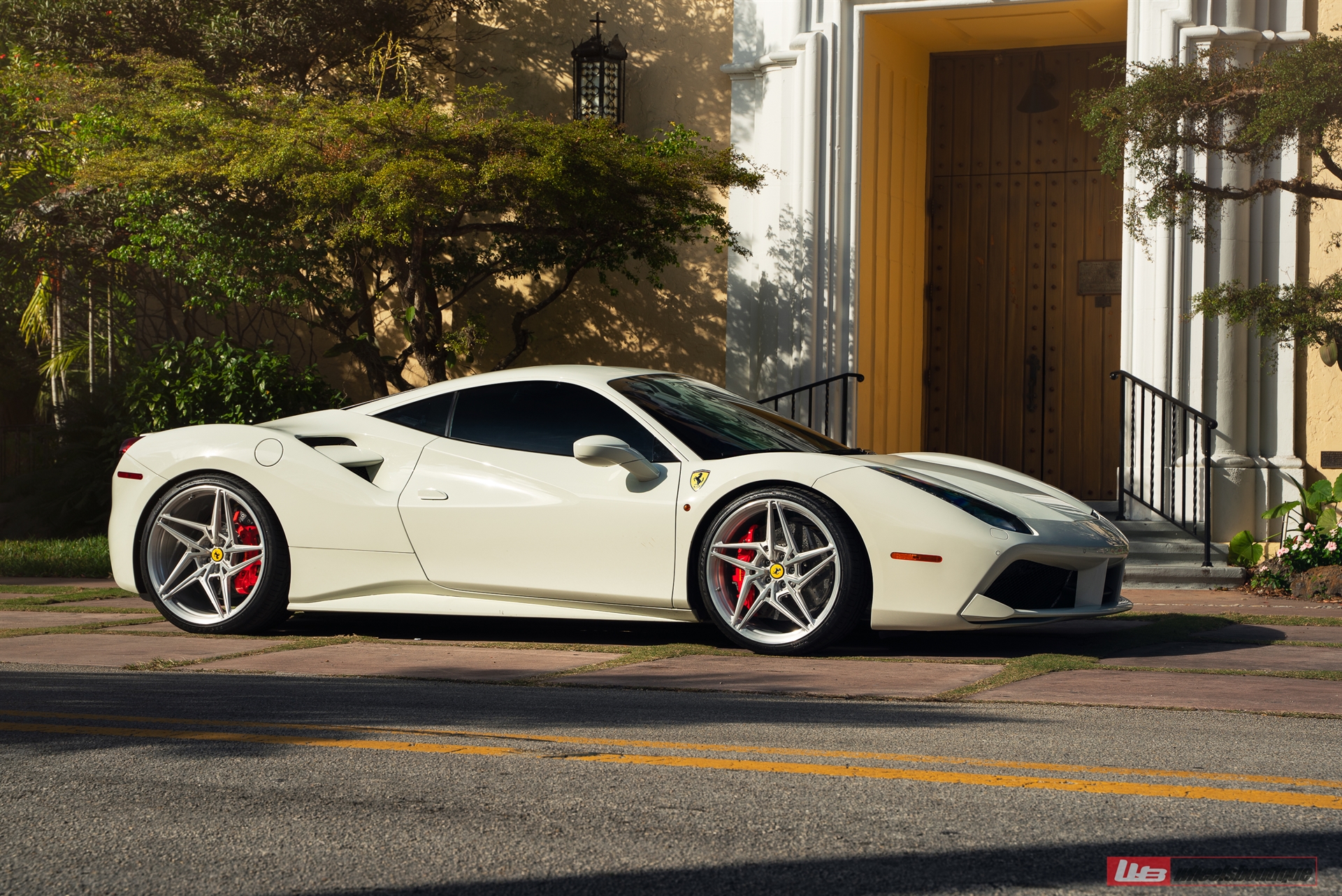 Ferrari 488 | Bianco Fuji | on ANRKY S1-X3 | Brushed Clear