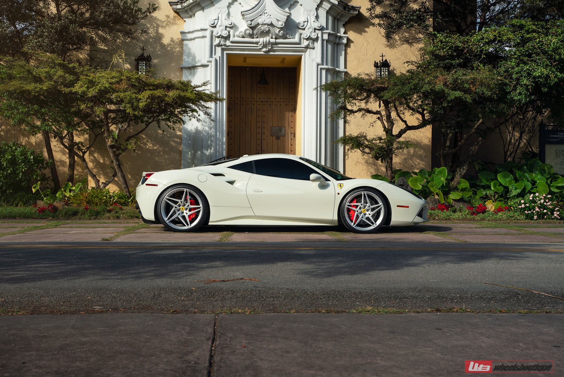 Ferrari 488 | Bianco Fuji | on ANRKY S1-X3 | Brushed Clear