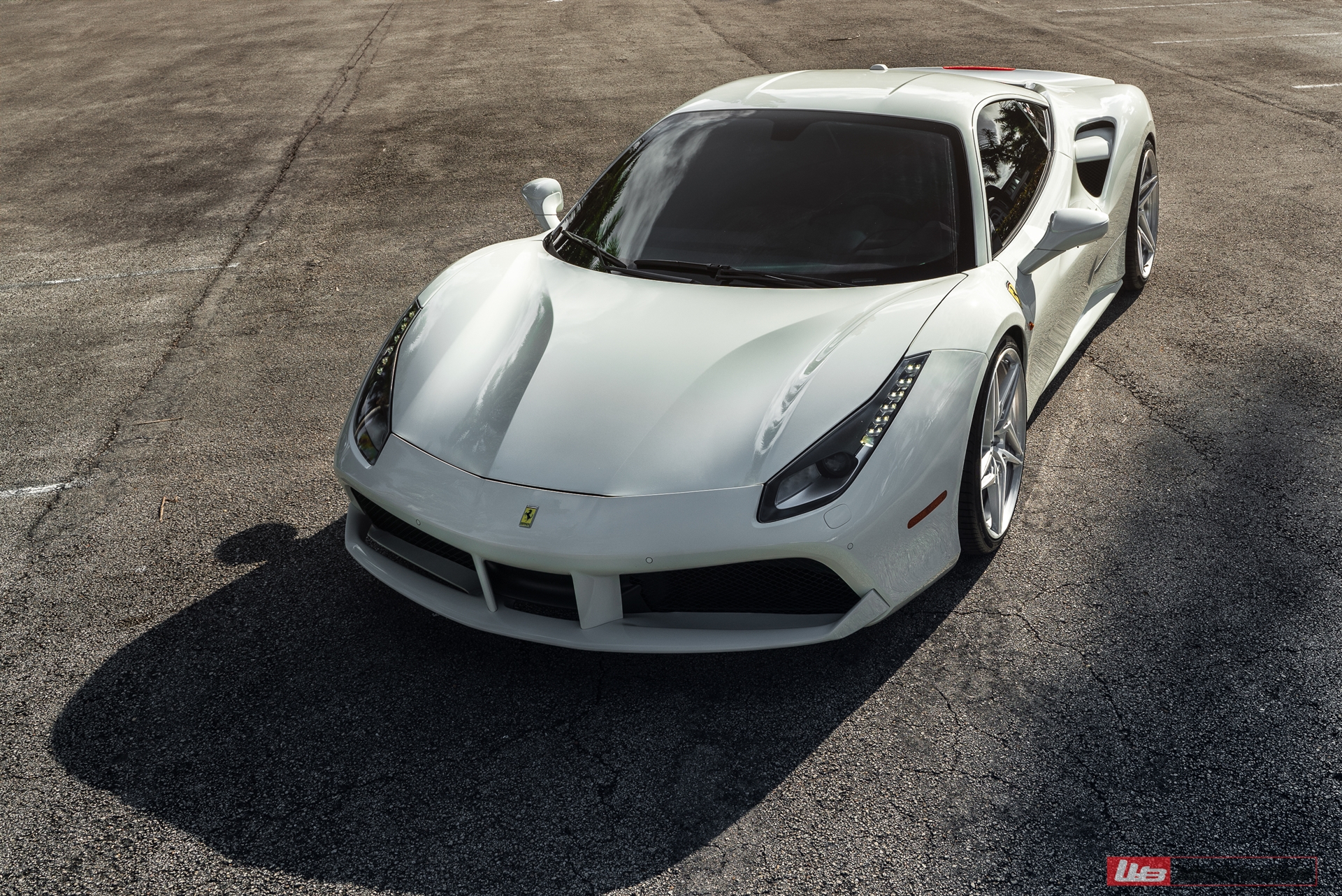 Ferrari 488 | Bianco Fuji | on ANRKY S1-X3 | Brushed Clear