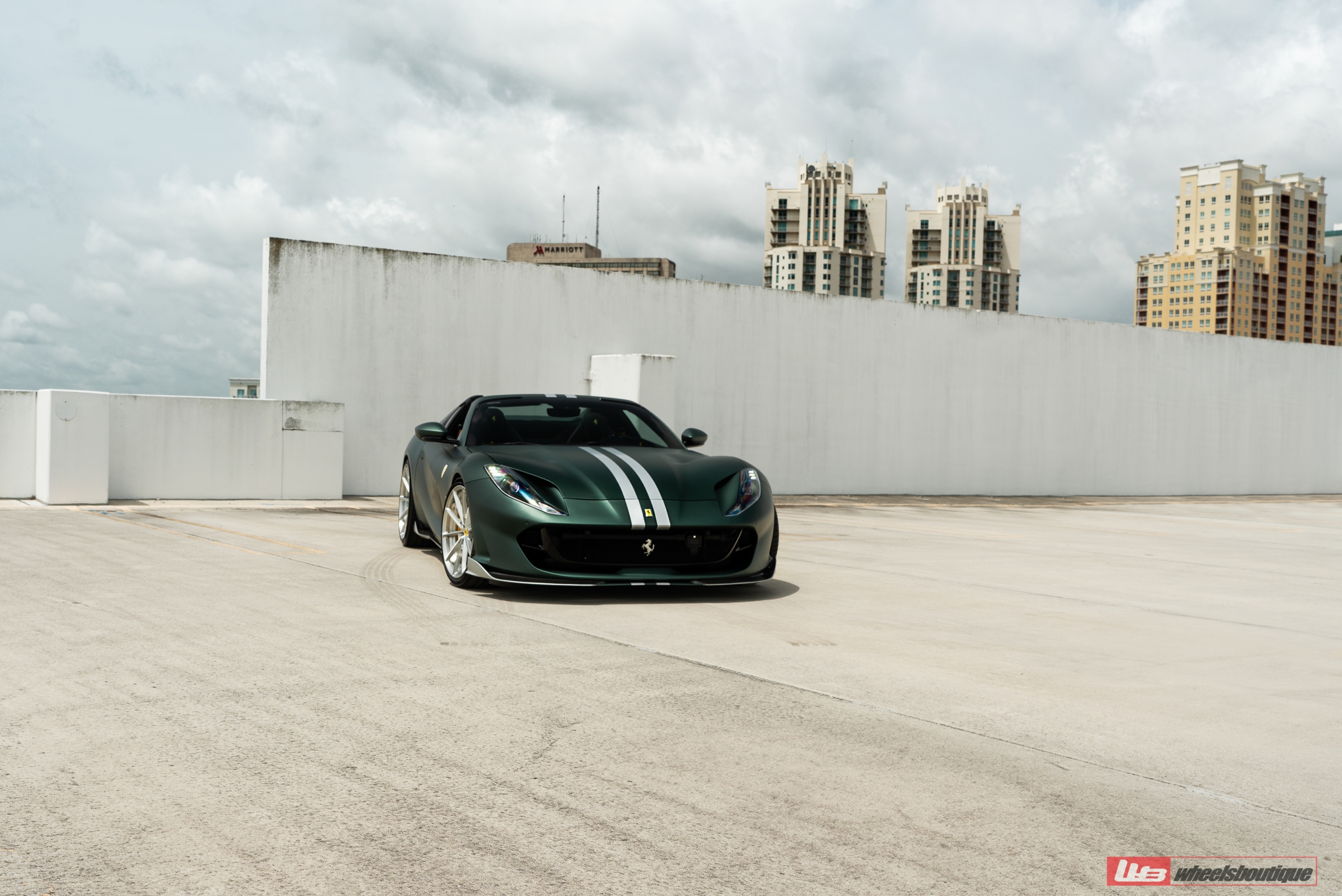 1016 Industries 812 GTS | Verde Bristish | on ANRKY AN28 | Brushed Clear