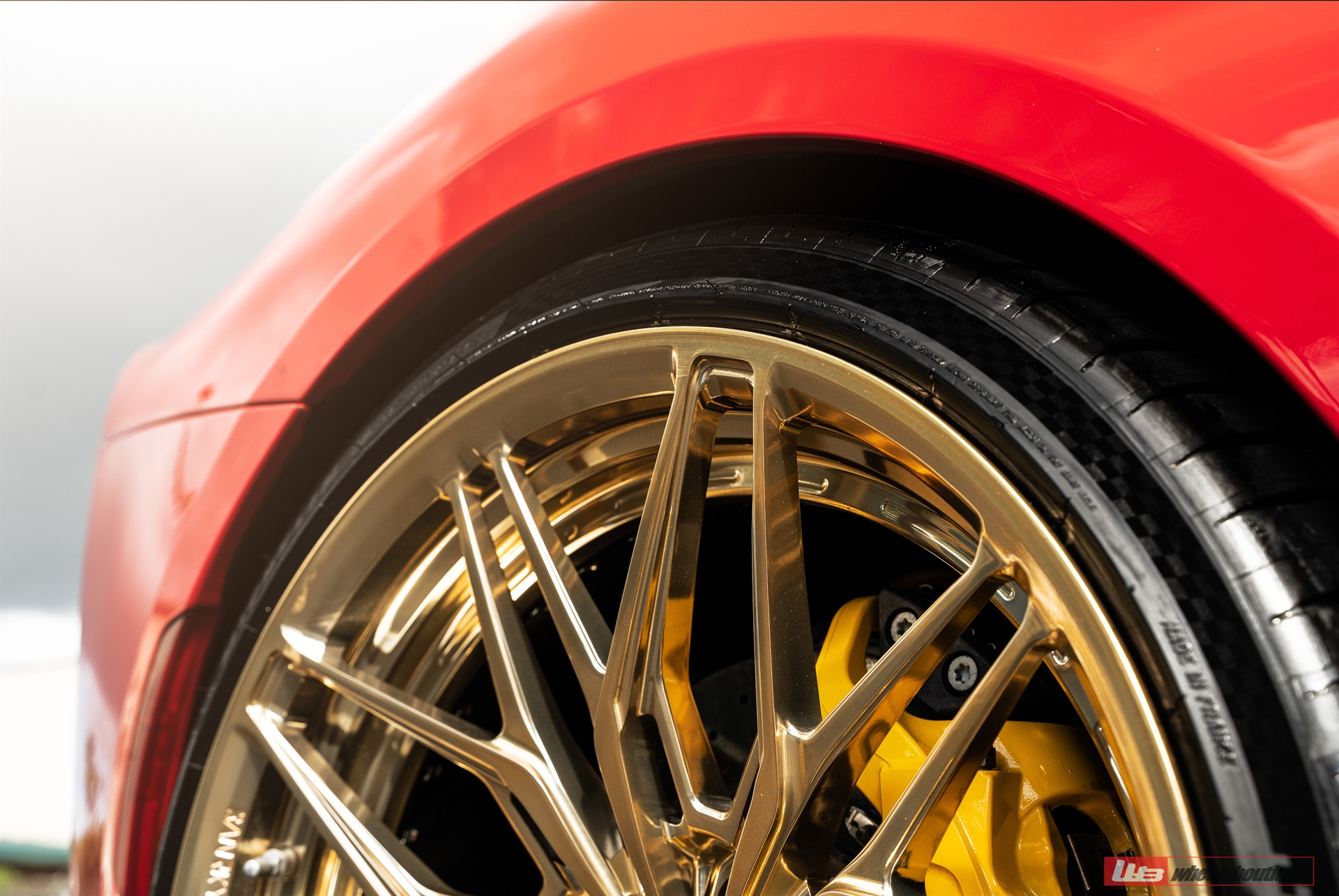 Ferrari 812 | Rosso Corsa | on ANRKY S2-X1 | Polished Gold
