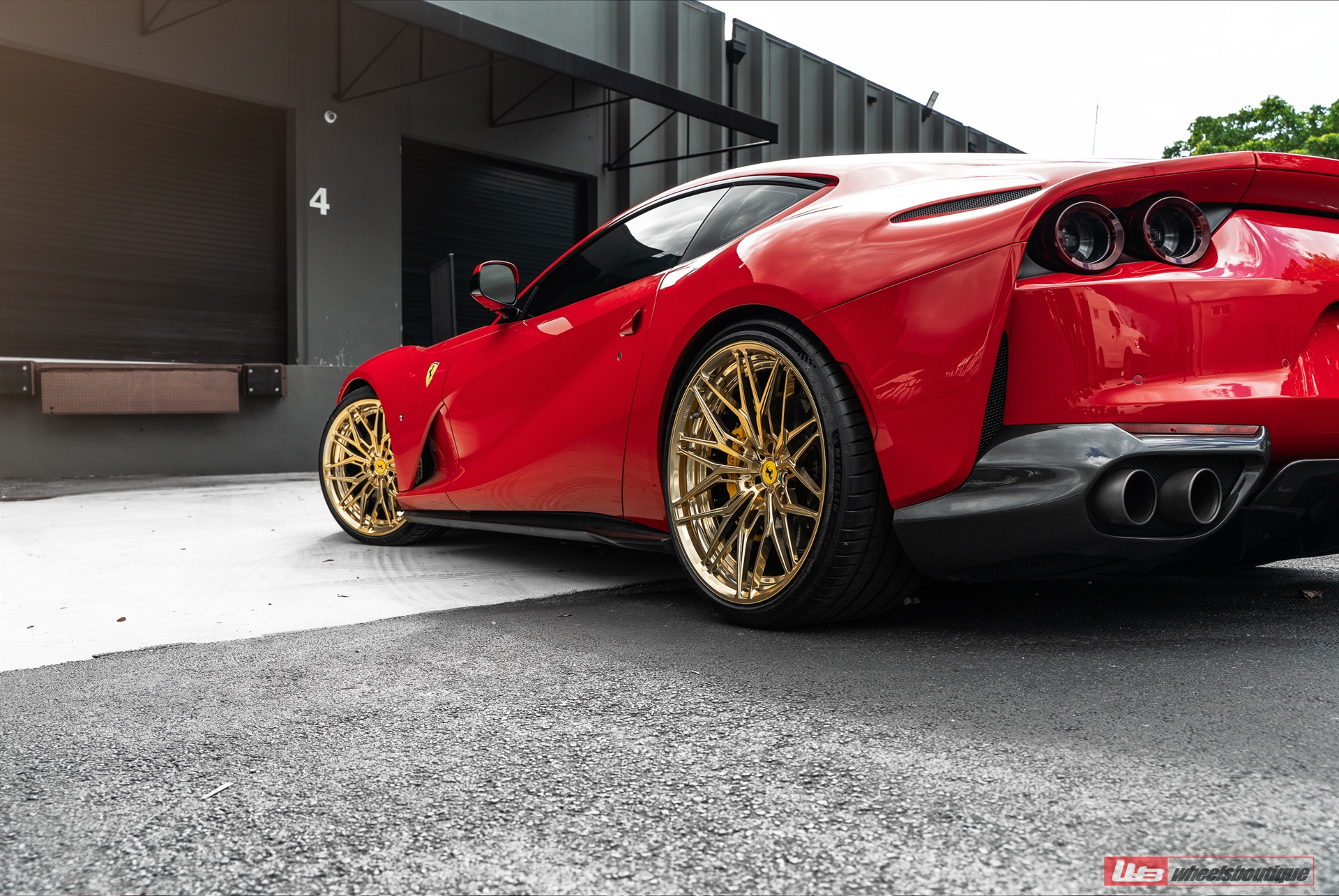 Ferrari 812 | Rosso Corsa | on ANRKY S2-X1 | Polished Gold