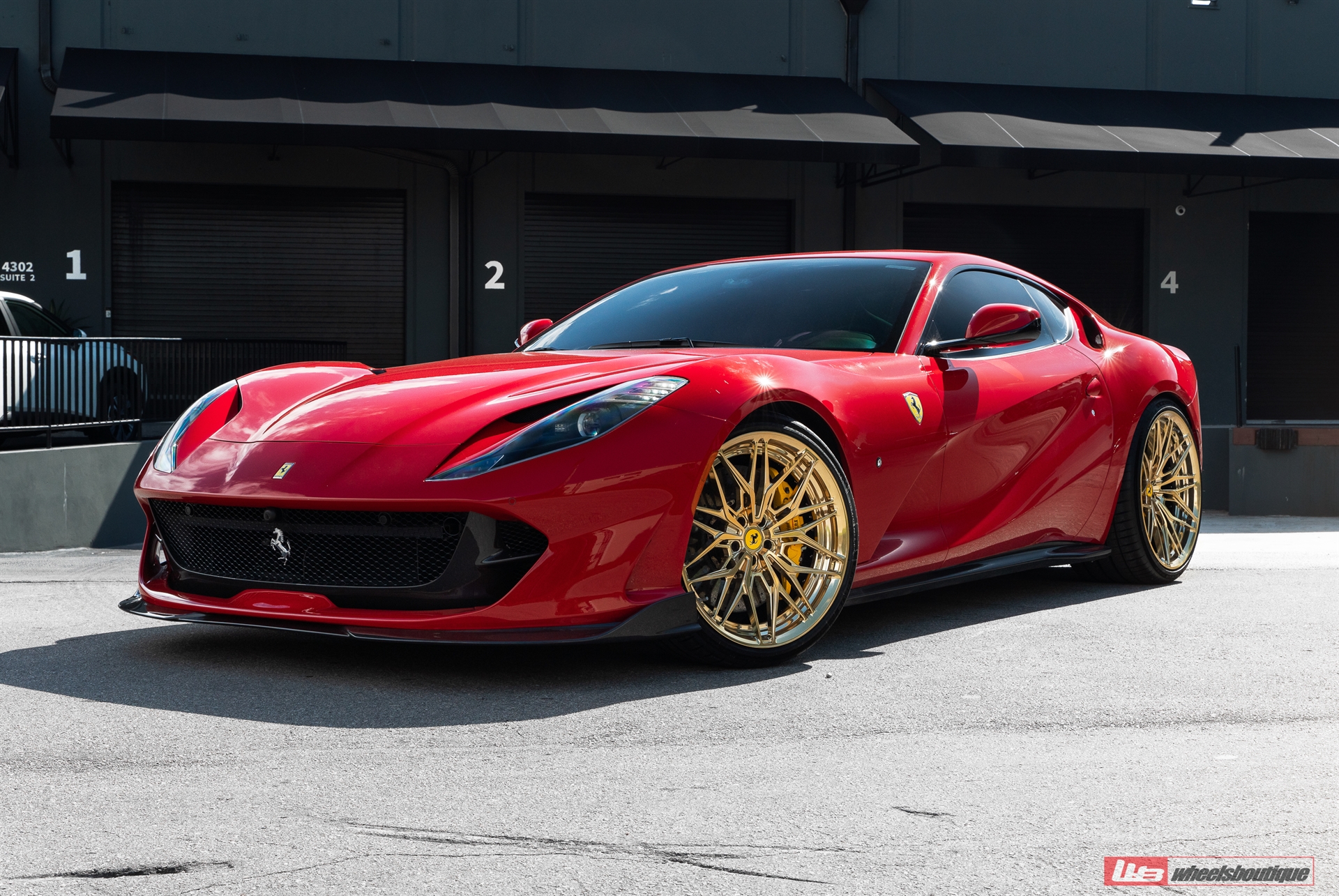 Ferrari 812 | Rosso Corsa | on ANRKY S2-X1 | Polished Gold