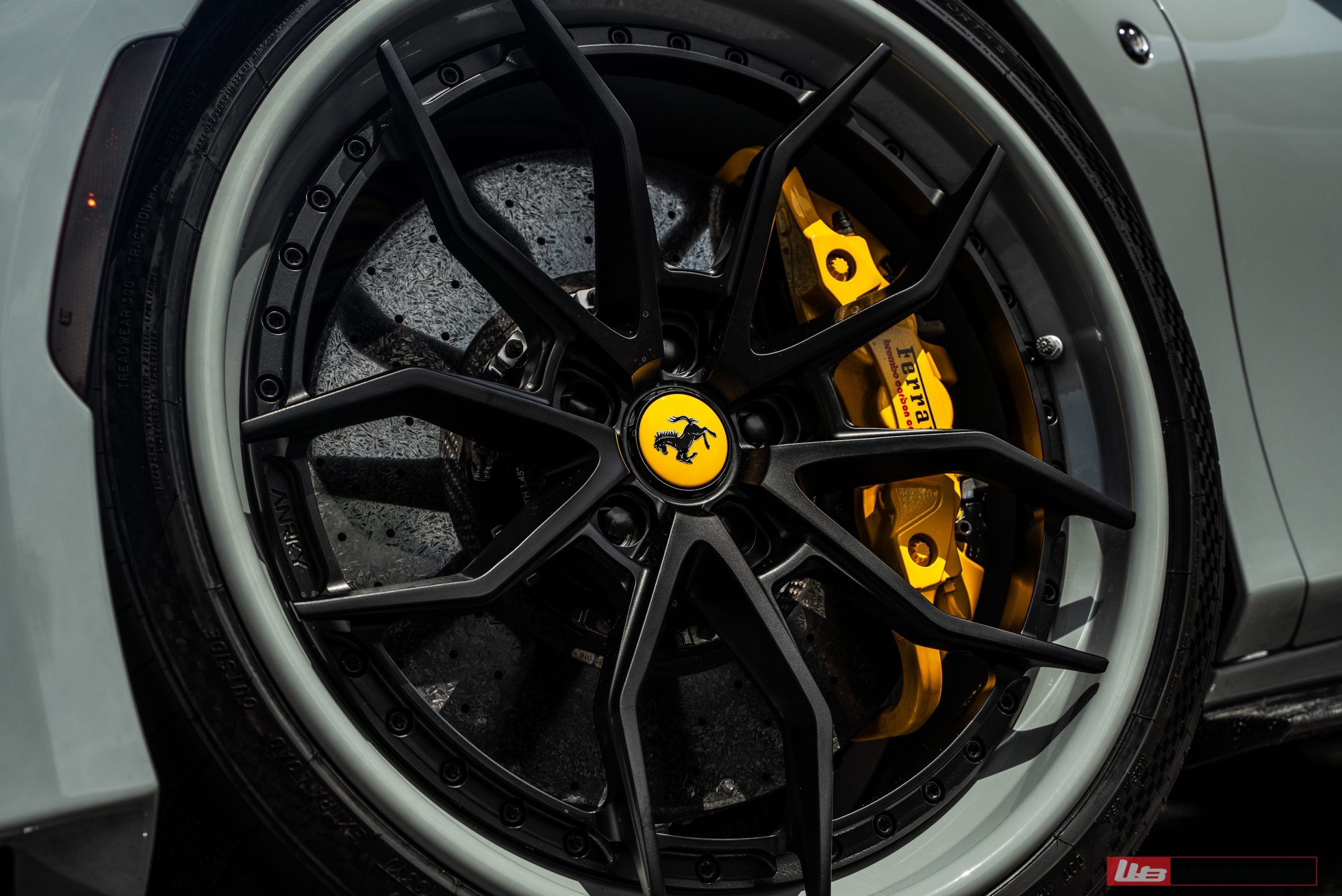 Novitec F8 Spider | Grigio Medio | on ANRKY AN31 | Satin Black