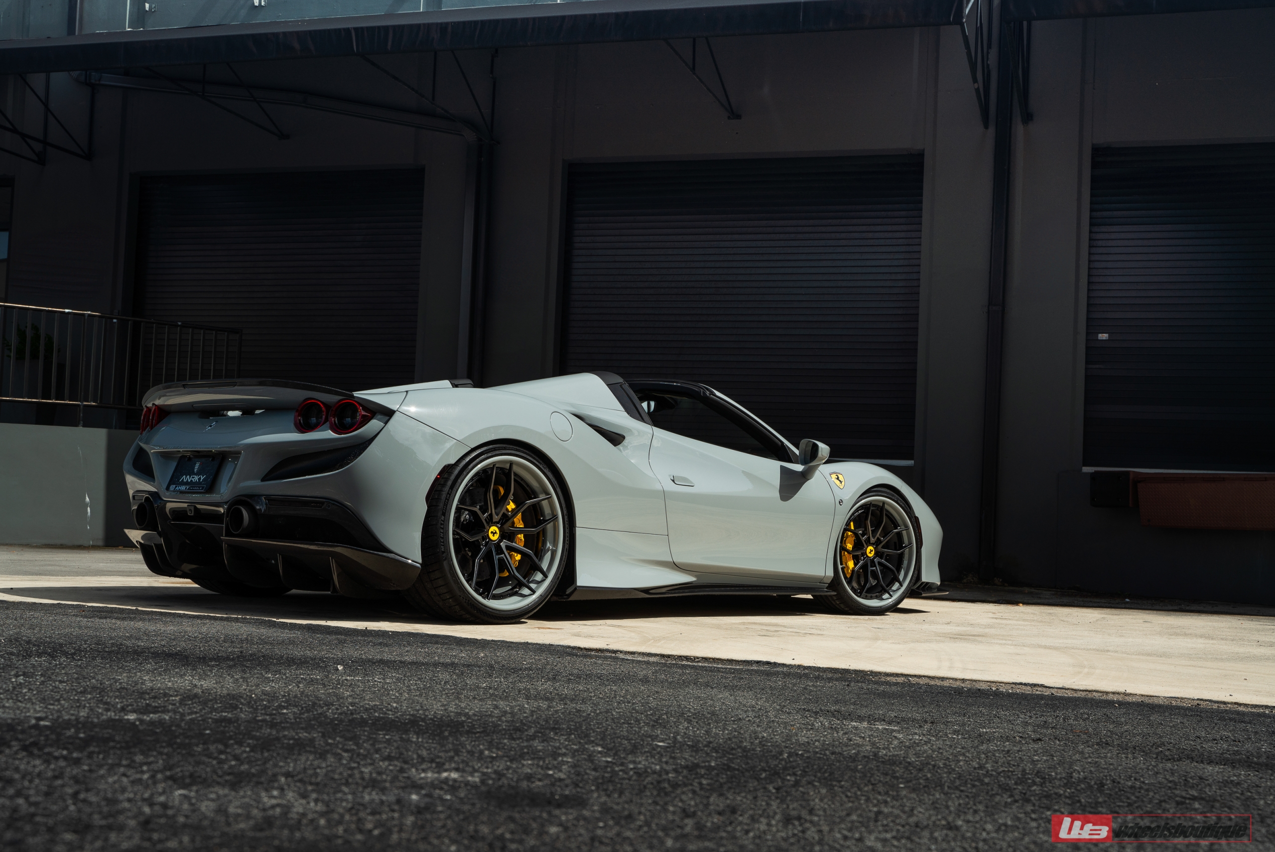 Novitec F8 Spider | Grigio Medio | on ANRKY AN31 | Satin Black