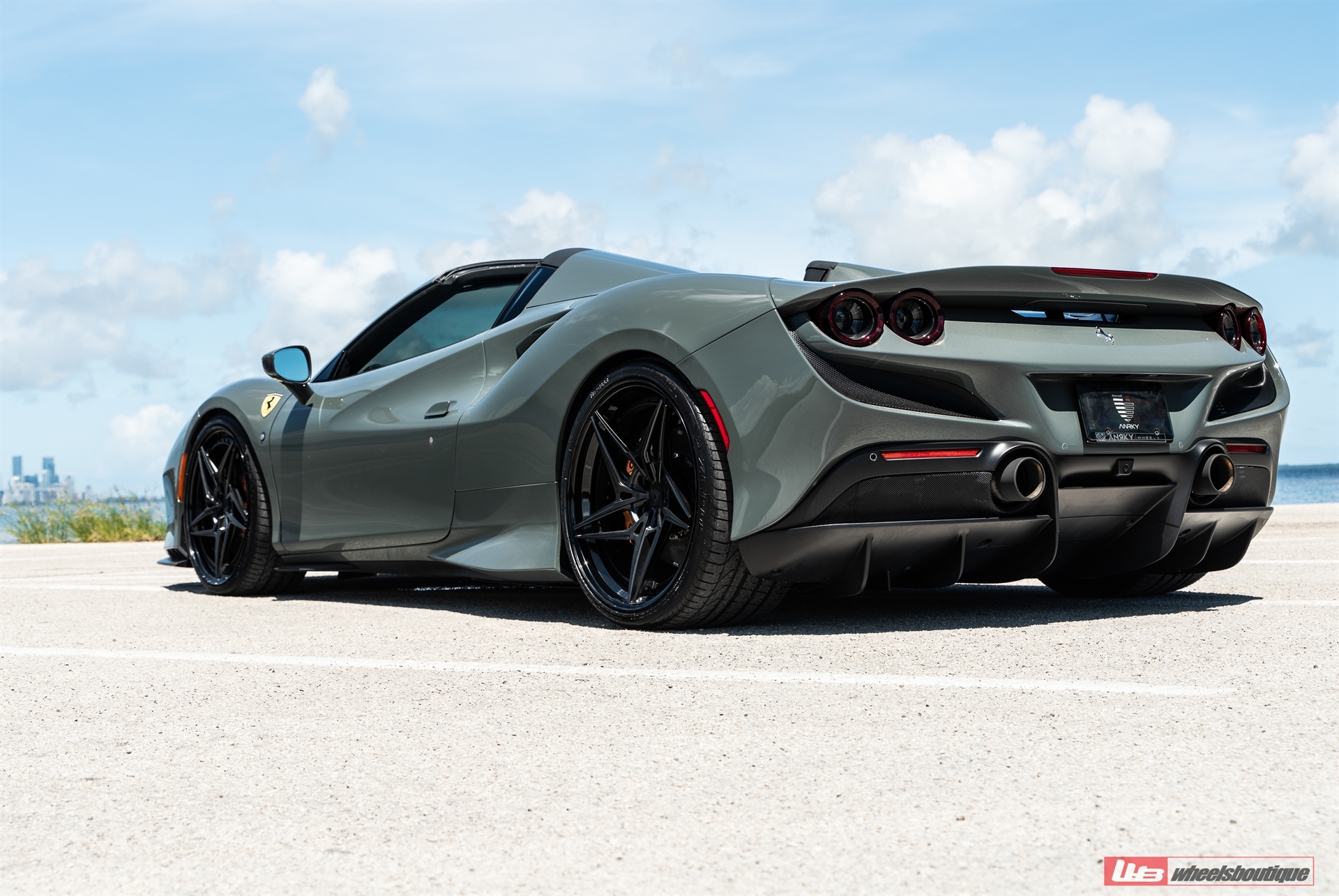 Ferrari F8 Spider | Grigio Medio | on ANRKY S3-X3 | Satin Black