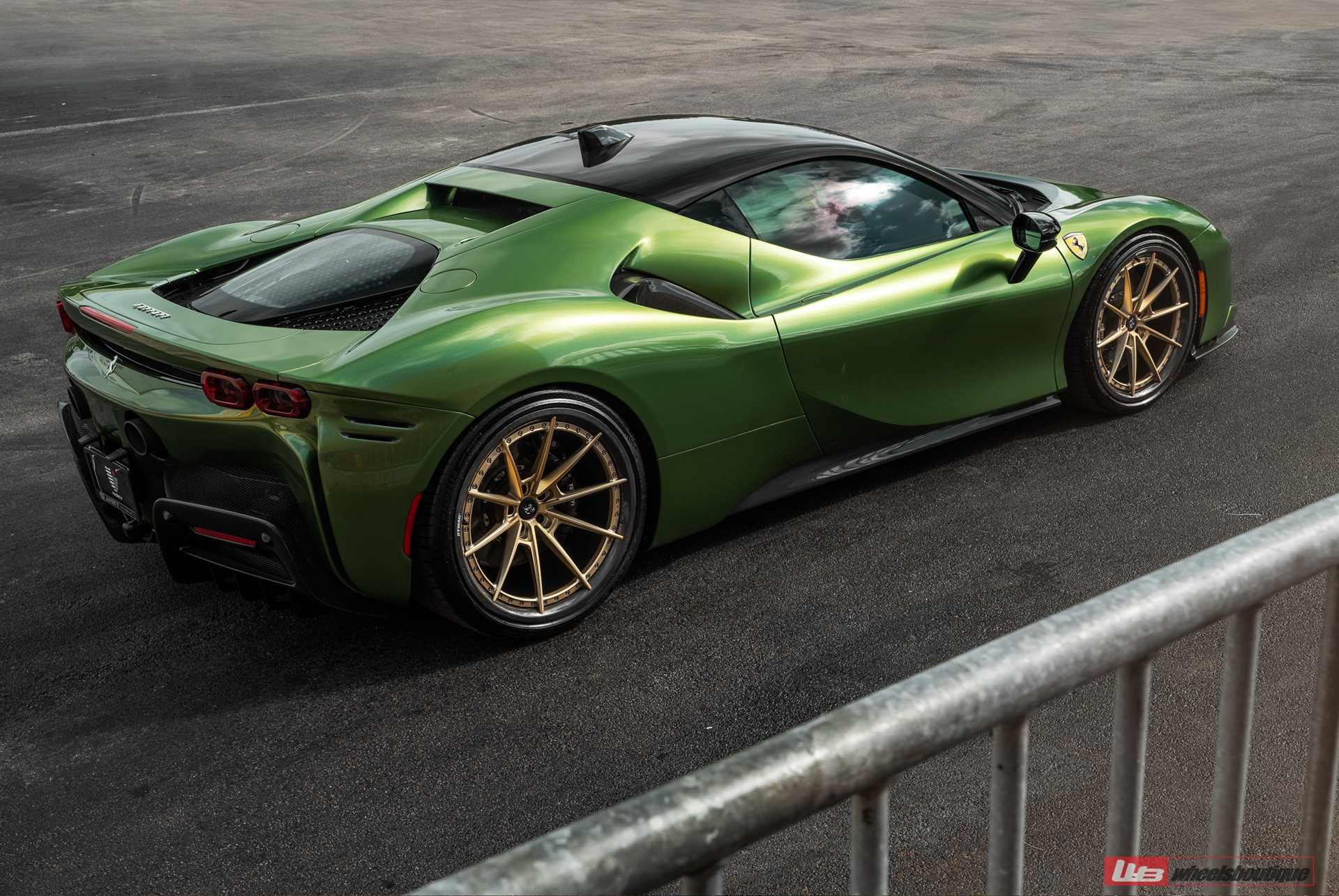 Ferrari SF90 | Python Green | on ANRKY AN38 | Frozen Polished Gold