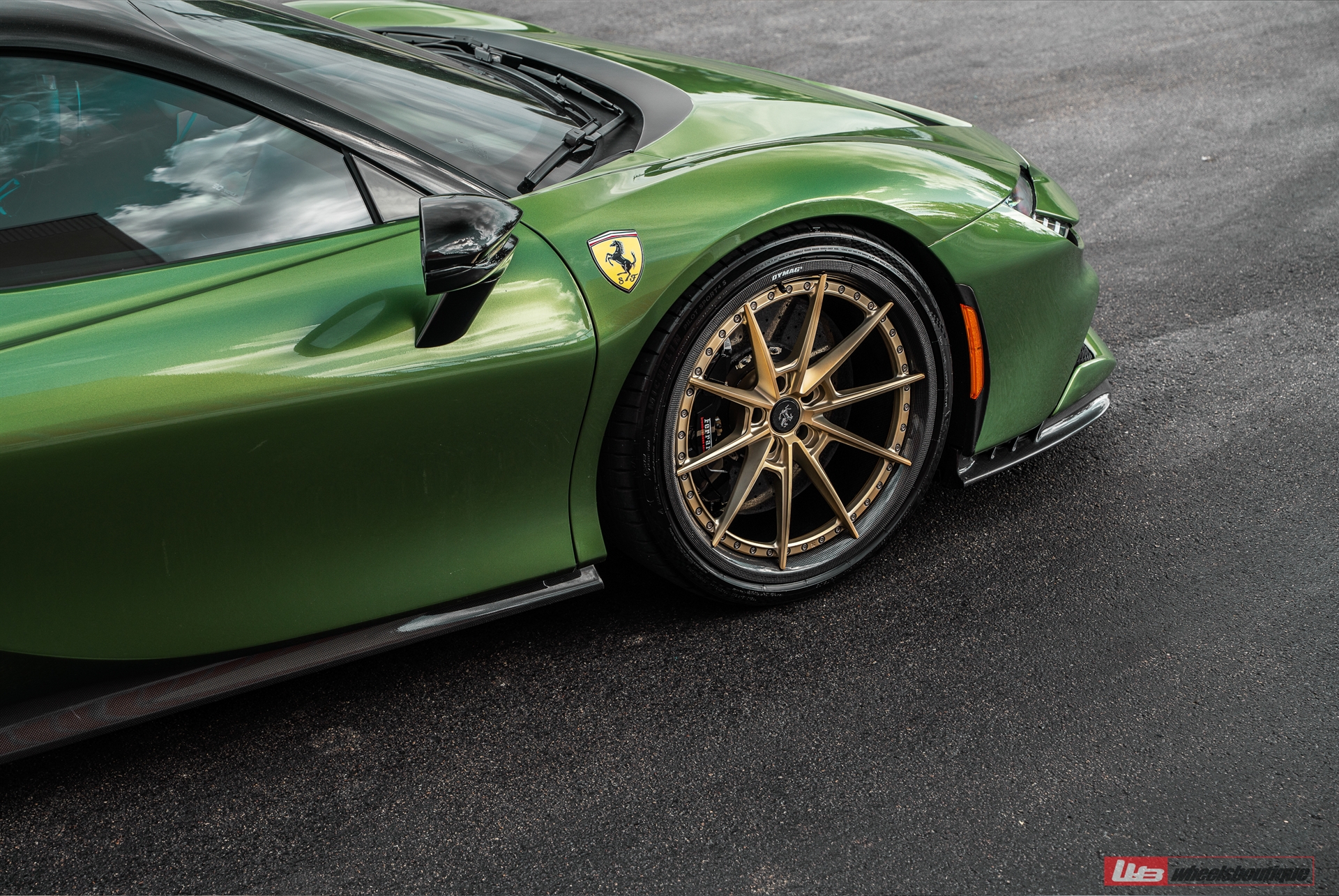 Ferrari SF90 | Python Green | on ANRKY AN38 | Frozen Polished Gold