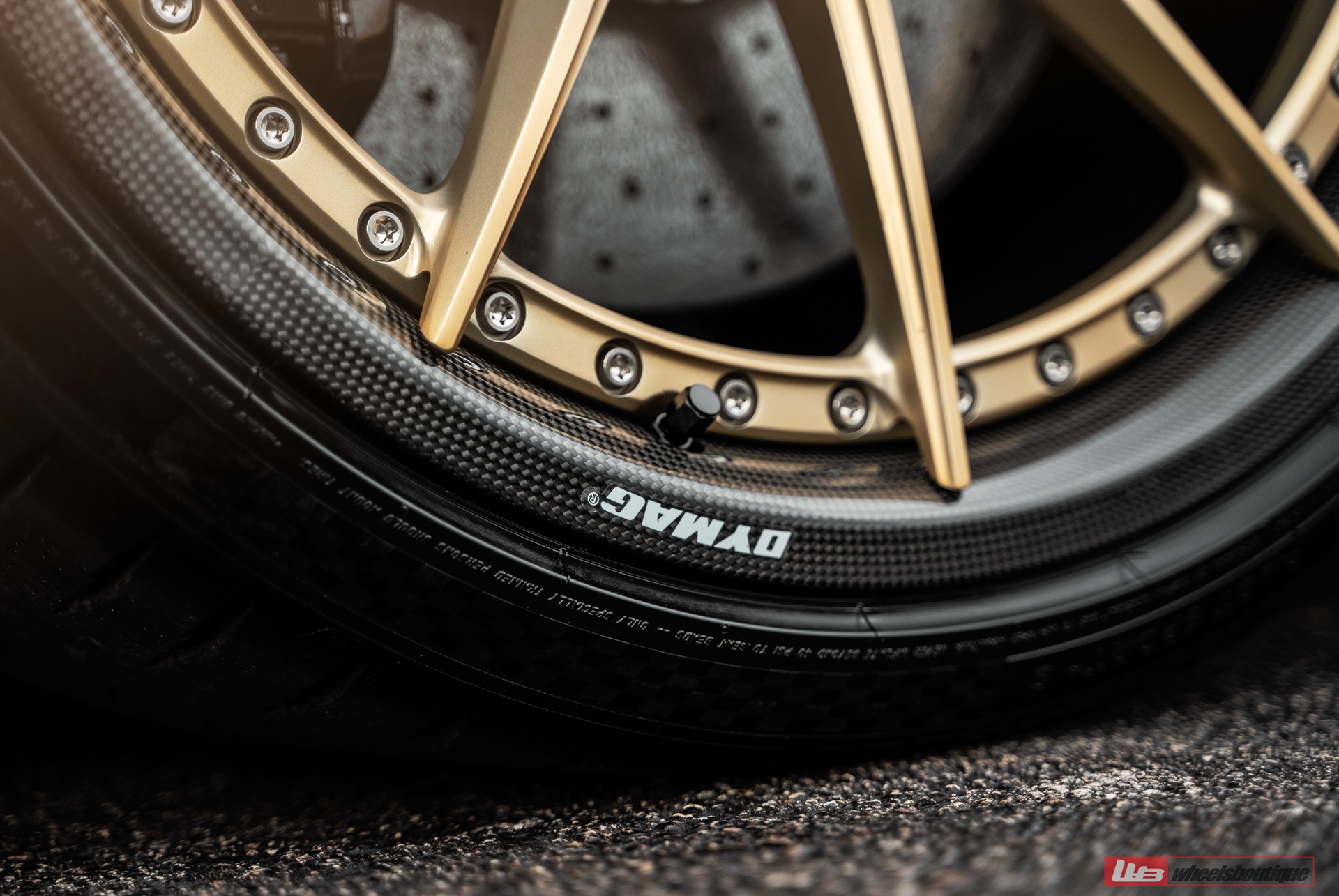 Ferrari SF90 | Python Green | on ANRKY AN38 | Frozen Polished Gold