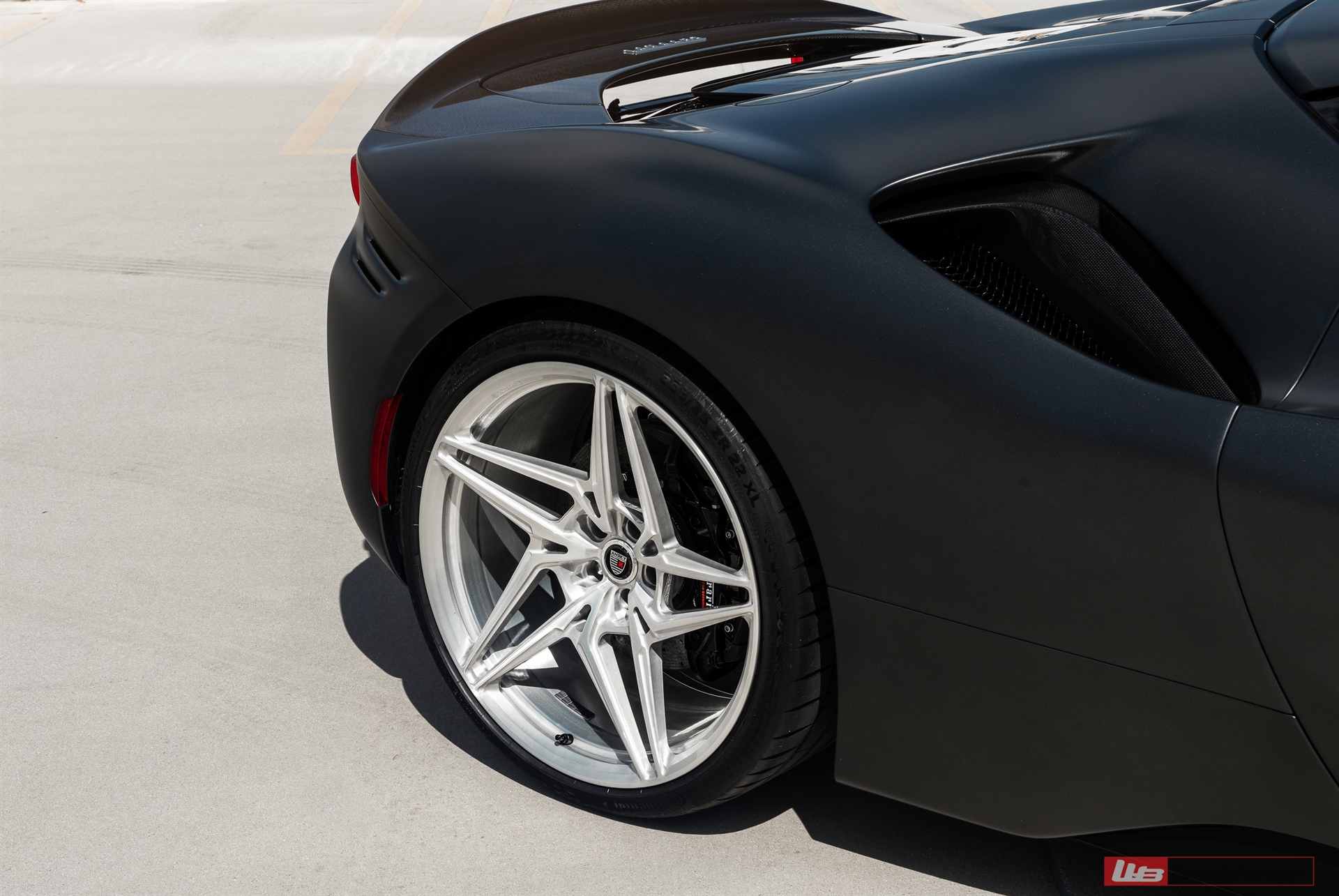 Ferrari SF90 | Grigio Silverstone | on ANRKY S1-X3 | Brushed Clear