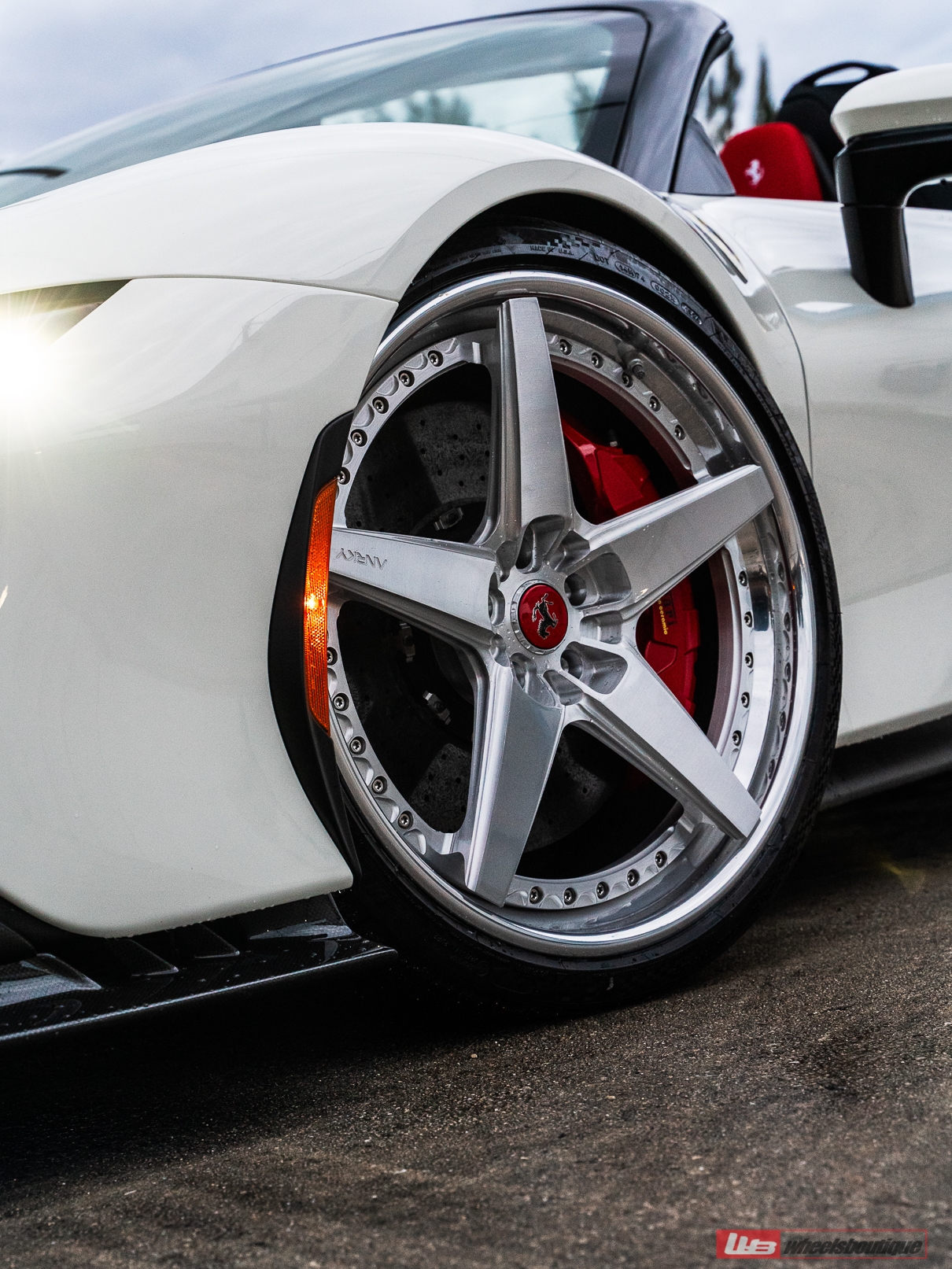 Ferrari SF90 Spider | Bianco Avus | on ANRKY RS5.3 | Brushed Clear
