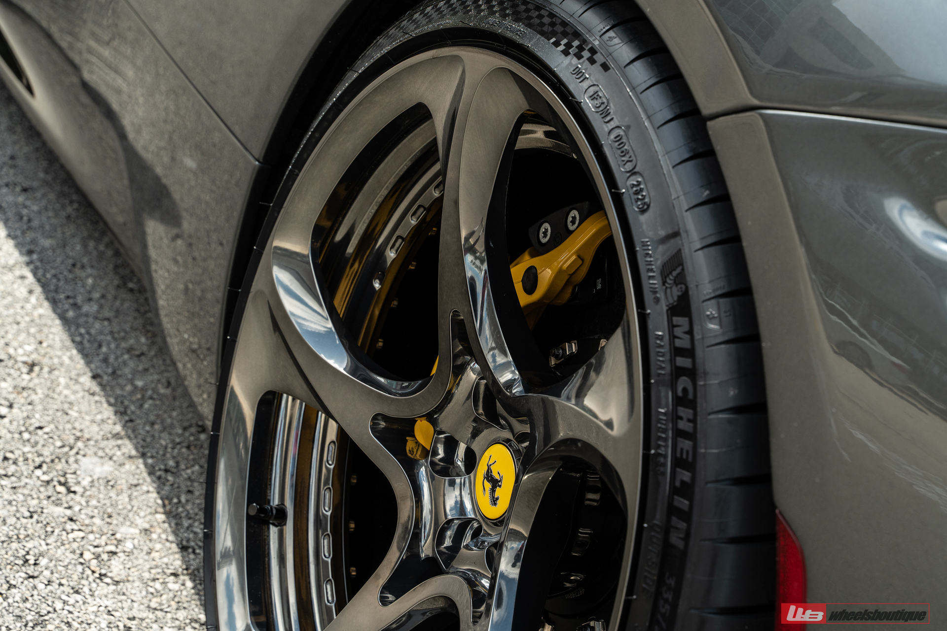 Ferrari SF90 Spider | Grigio Silverstone | on ANRKY XR-205 | Mirror Polished Smoke