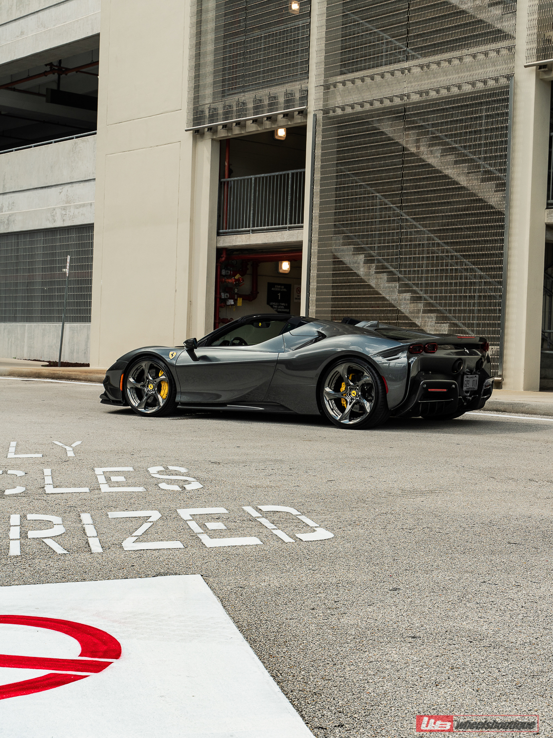 Ferrari SF90 Spider | Grigio Silverstone | on ANRKY XR-205 | Mirror Polished Smoke
