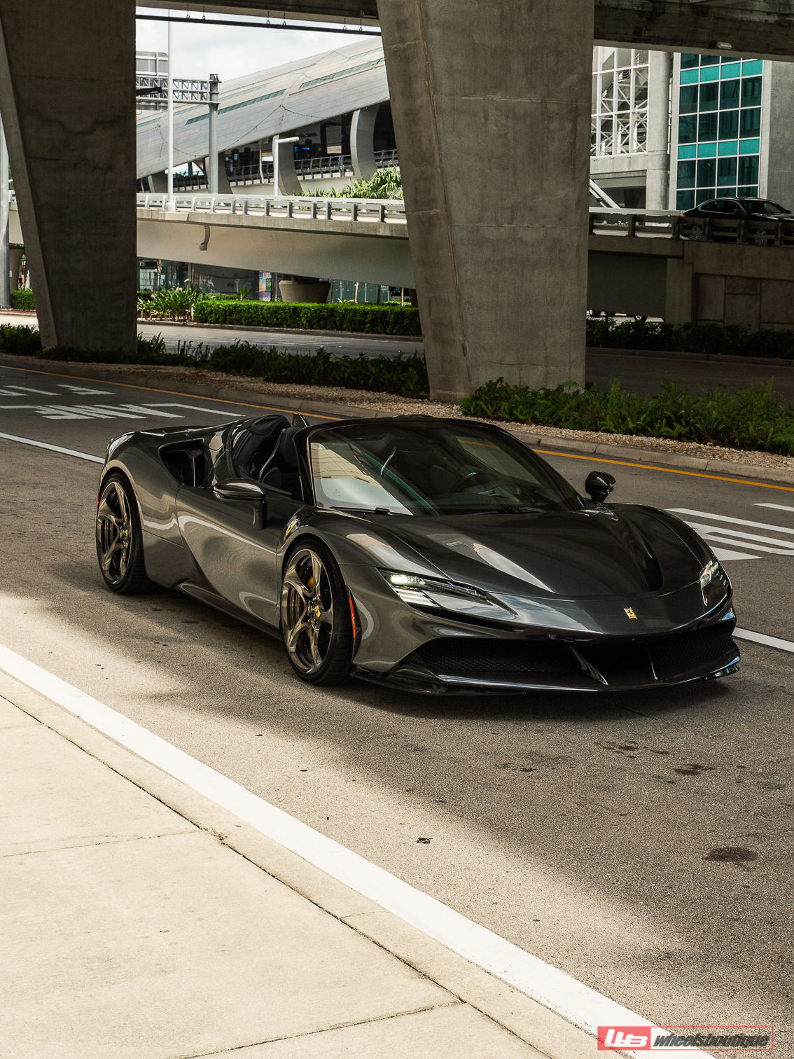 Ferrari SF90 Spider | Grigio Silverstone | on ANRKY XR-205 | Mirror Polished Smoke
