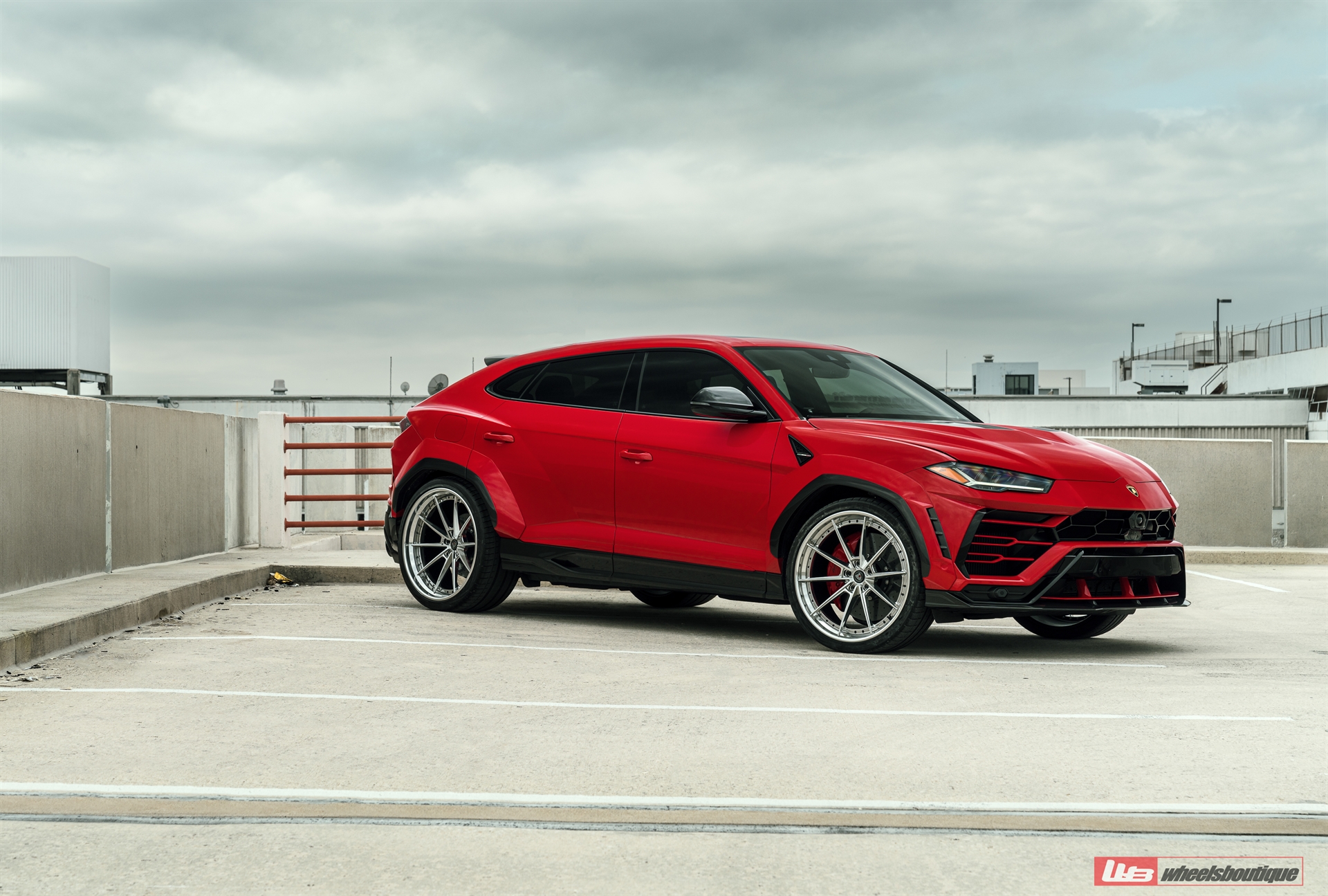 1016 Industries: Urus | | on ANRKY AN38 | Polished Clear