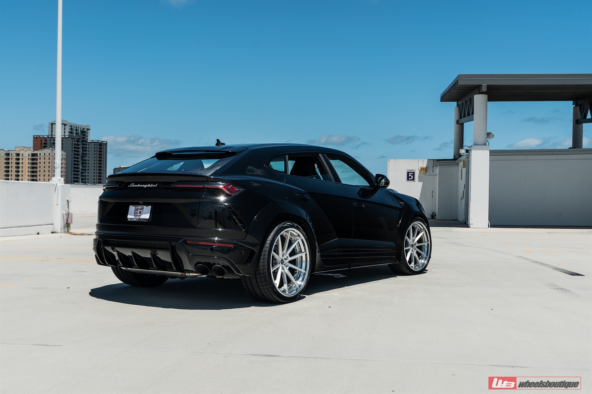 Novitec: Urus | | on ANRKY AN38 | Brushed Clear