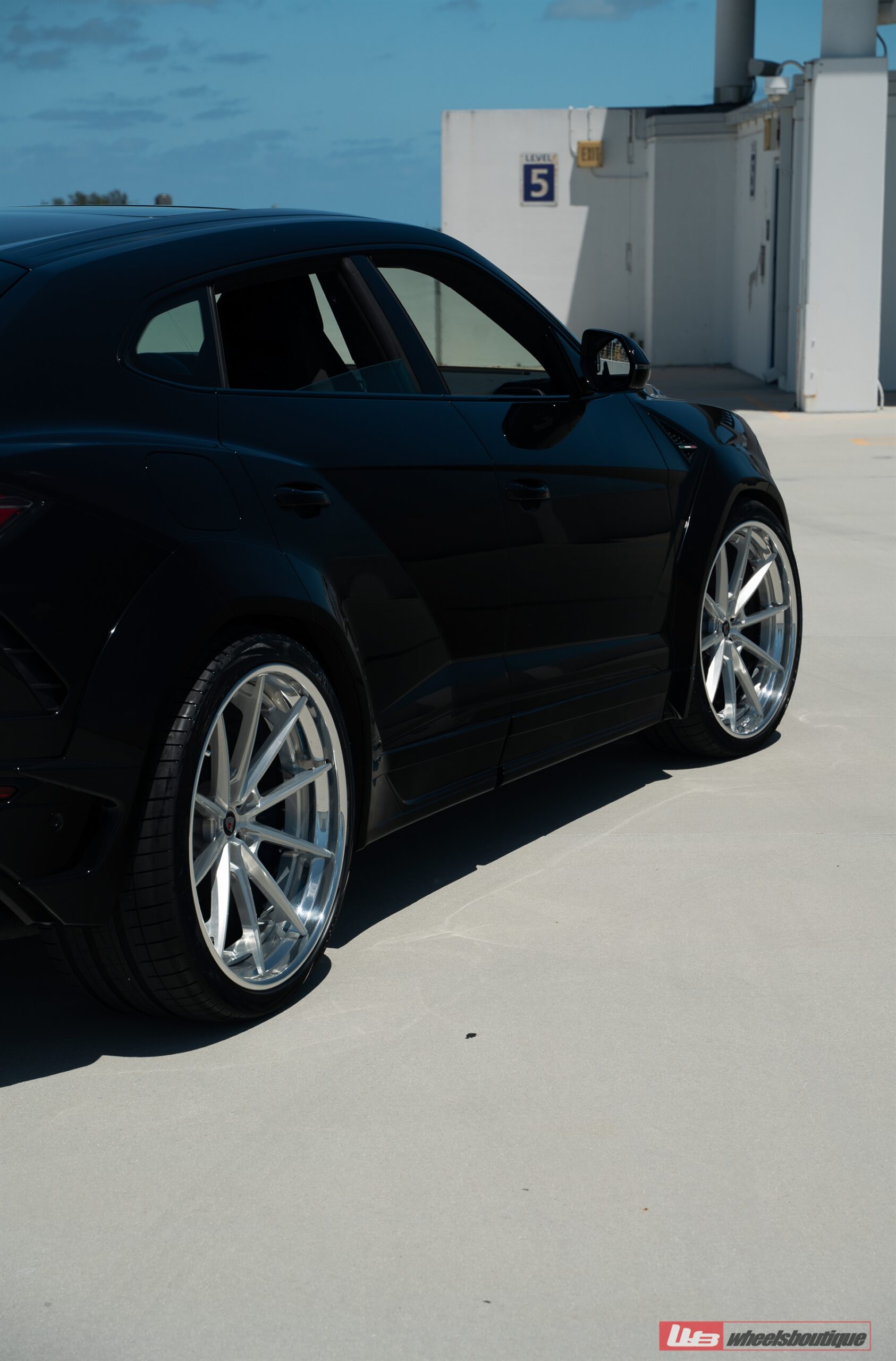 Novitec: Urus | | on ANRKY AN38 | Brushed Clear