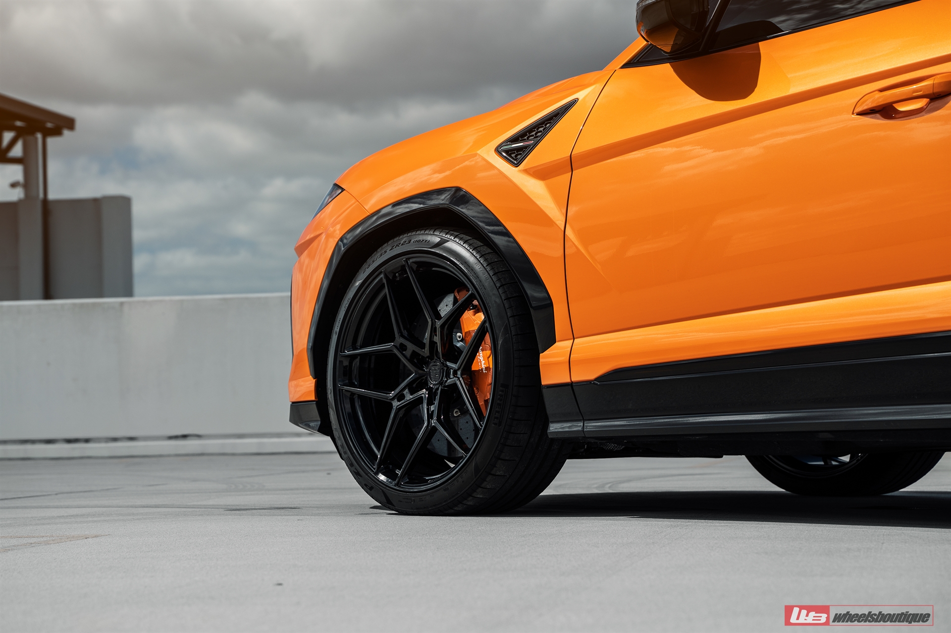 Lamborghini Urus | | on ANRKY S1-X4 | Gloss Black