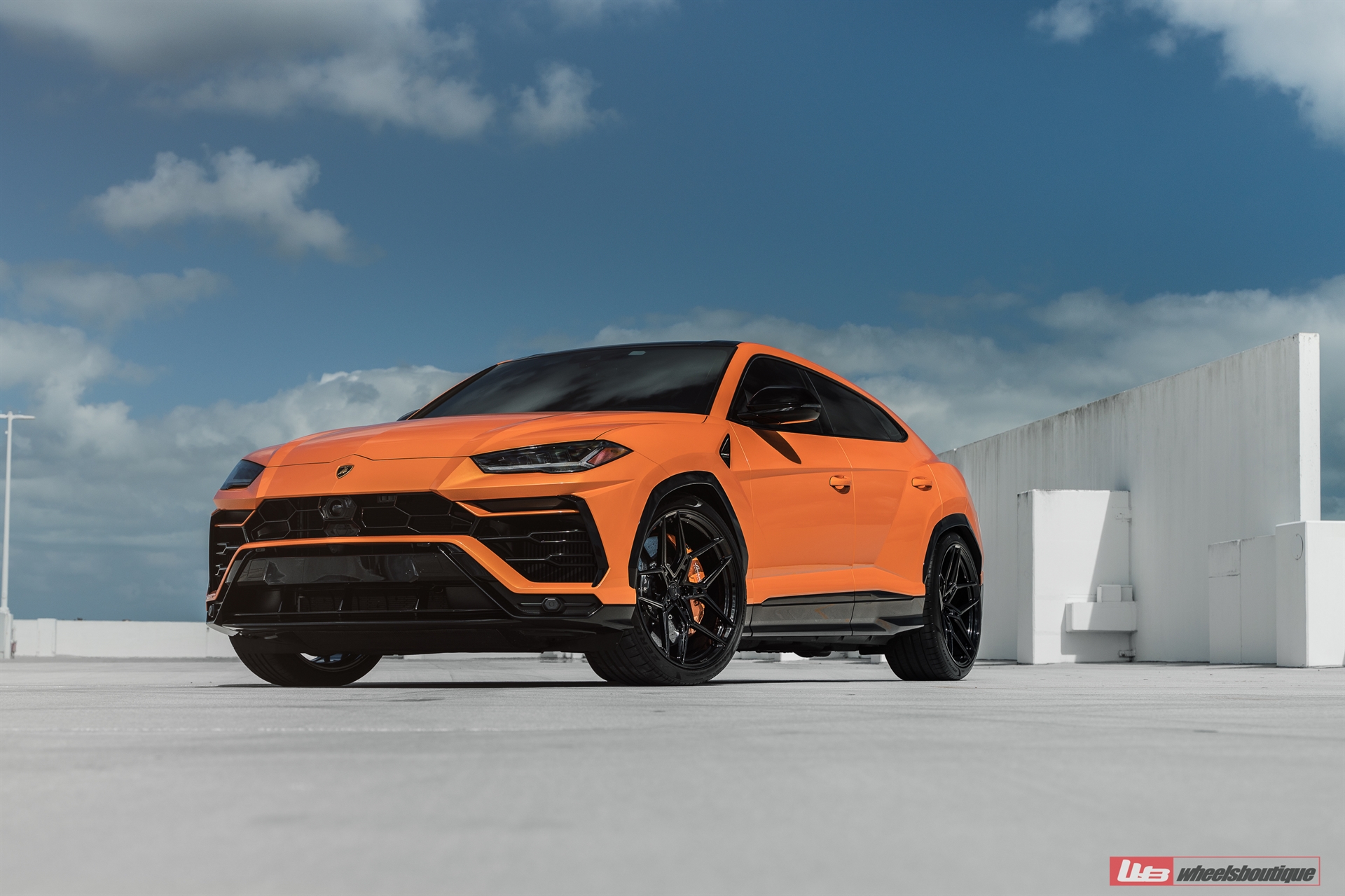 Lamborghini Urus | | on ANRKY S1-X4 | Gloss Black