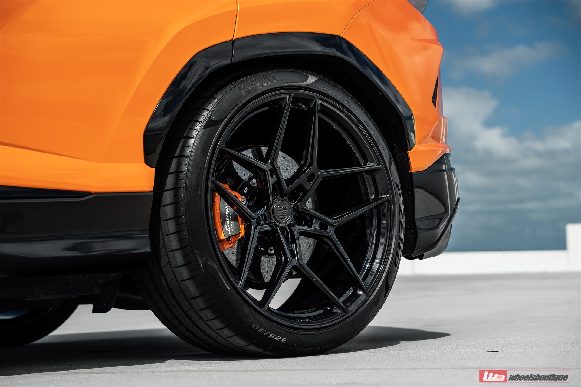Lamborghini Urus | | on ANRKY S1-X4 | Gloss Black