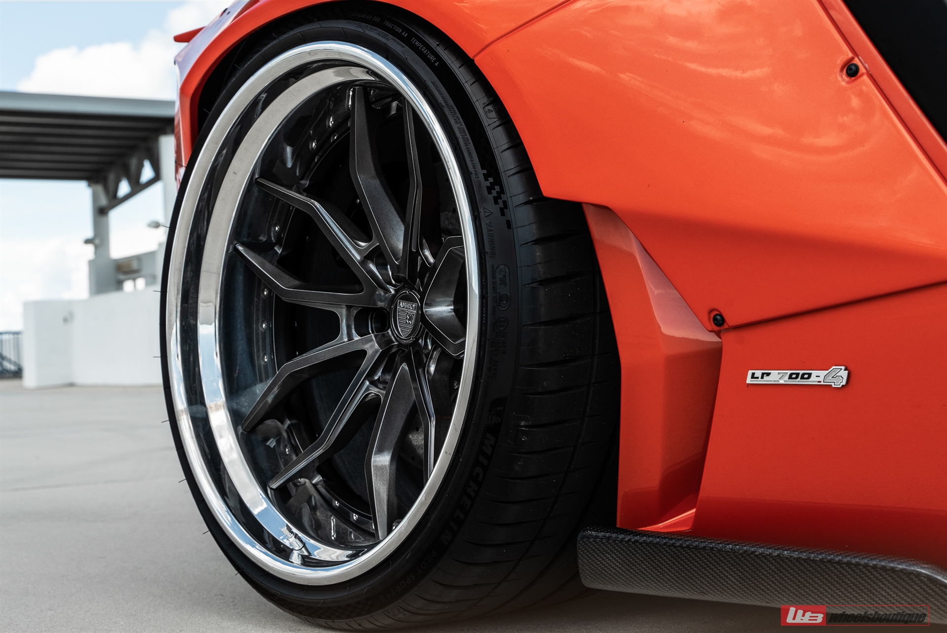 Liberty Walk: Widebody Aventador | | on ANRKY AN31 | Brushed Smoke