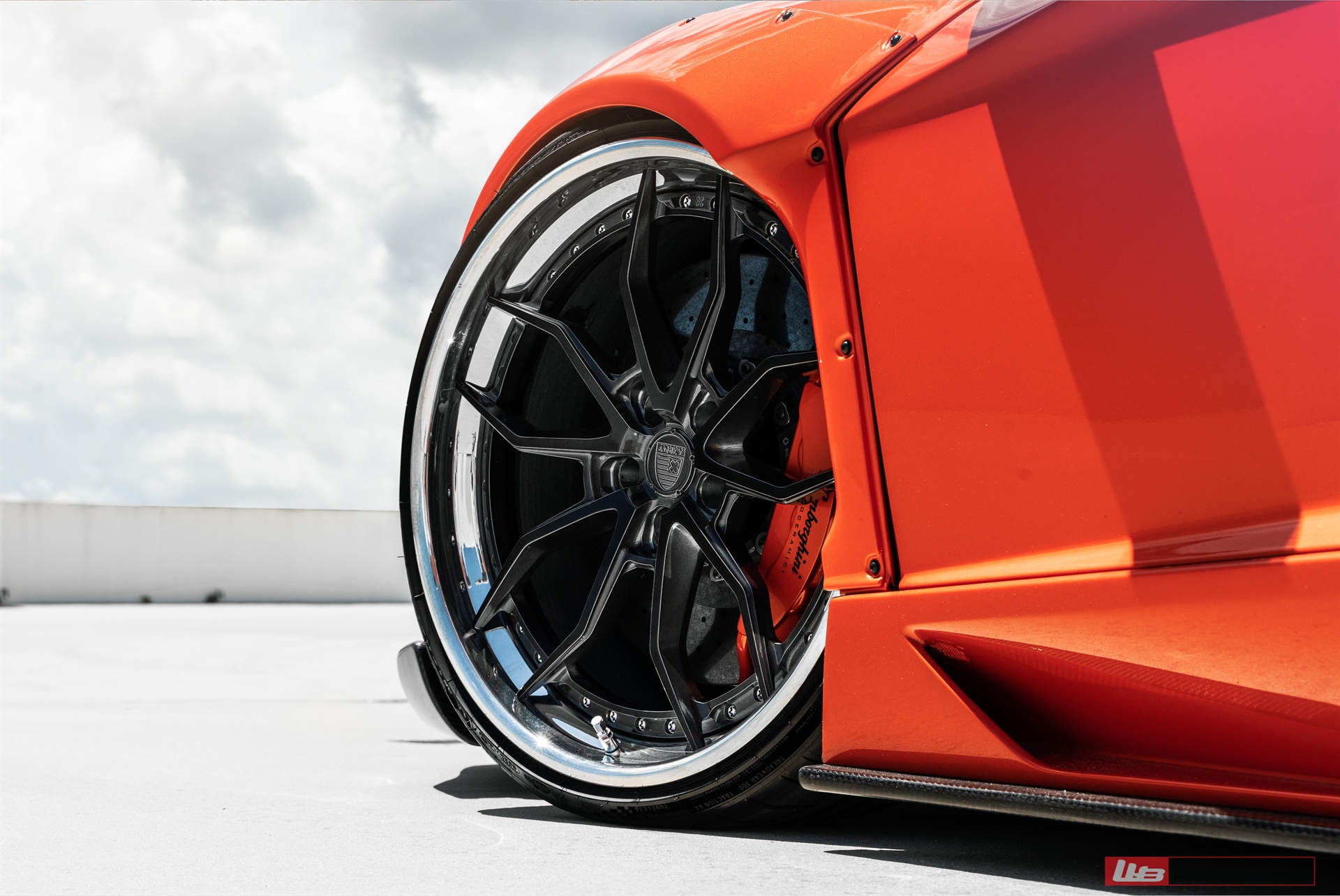 Liberty Walk: Widebody Aventador | | on ANRKY AN31 | Brushed Smoke