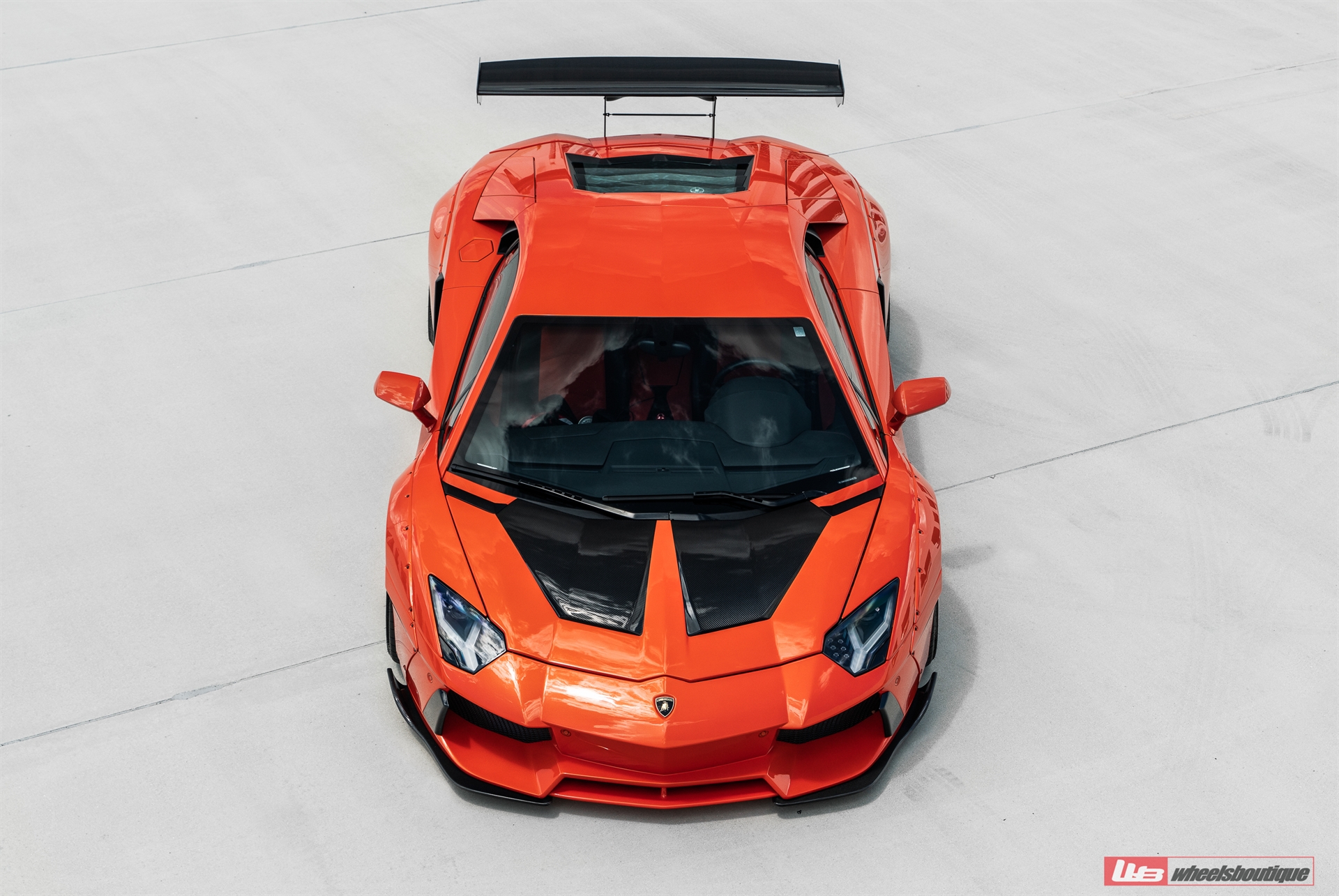 Liberty Walk: Widebody Aventador | | on ANRKY AN31 | Brushed Smoke