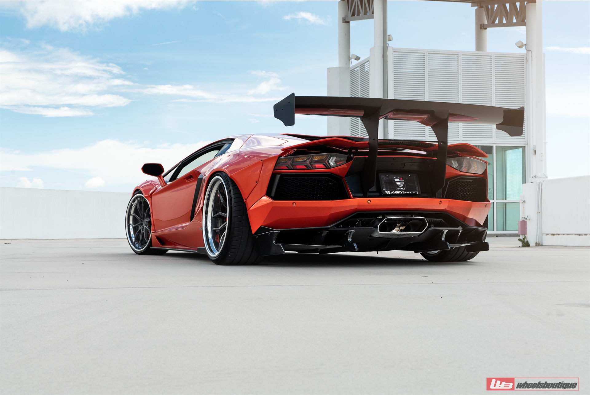 Liberty Walk: Widebody Aventador | | on ANRKY AN31 | Brushed Smoke