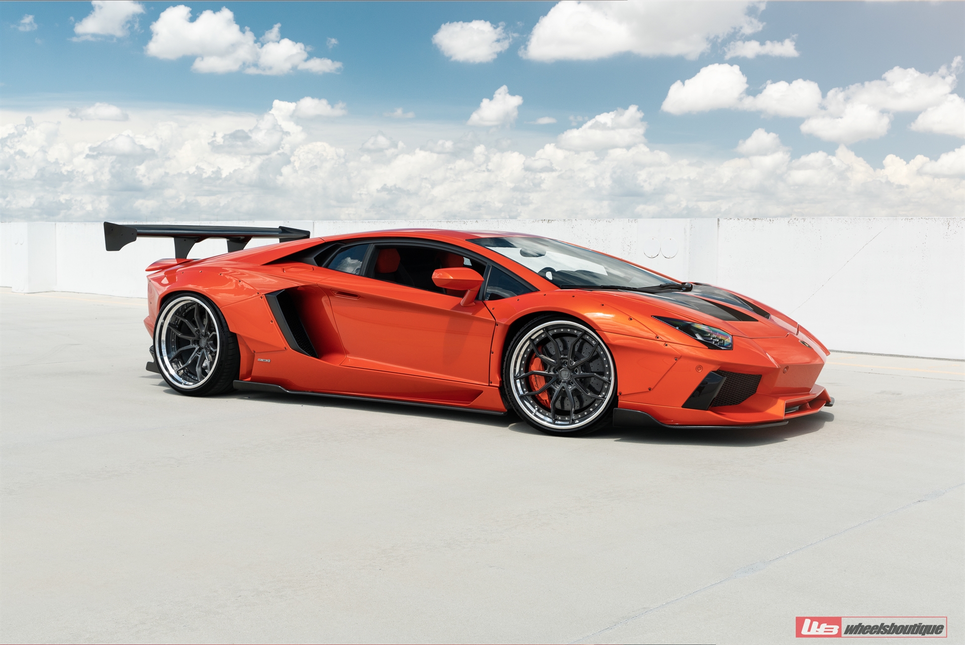 Liberty Walk: Widebody Aventador | | on ANRKY AN31 | Brushed Smoke