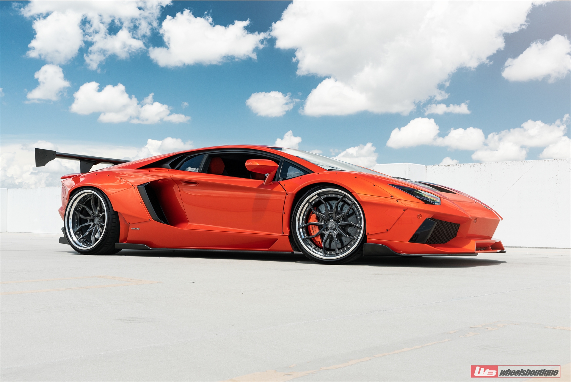 Liberty Walk: Widebody Aventador | | on ANRKY AN31 | Brushed Smoke