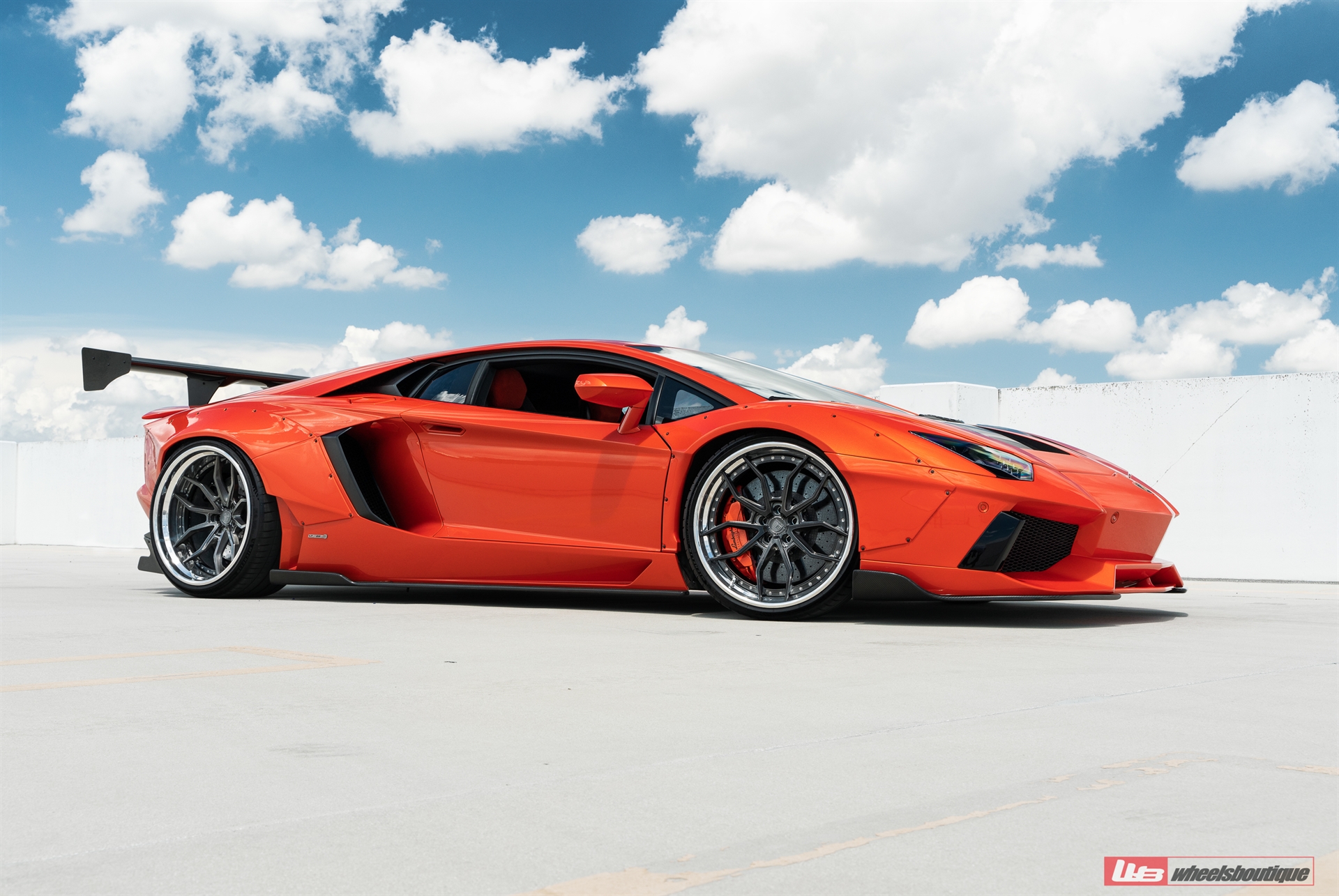 Liberty Walk: Widebody Aventador | | on ANRKY AN31 | Brushed Smoke