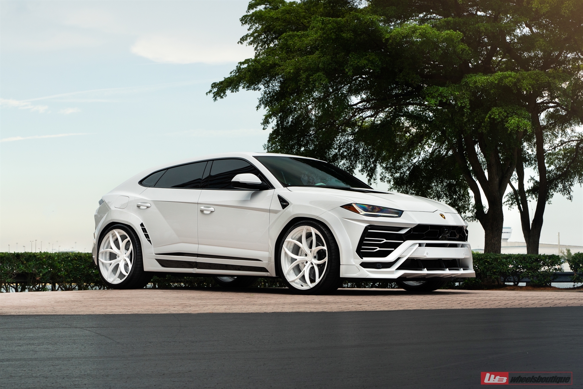 Novitec Urus | Bianco Icarus | ANRKY S2-X0 |  PPG Color Matched: Bianco Icarus