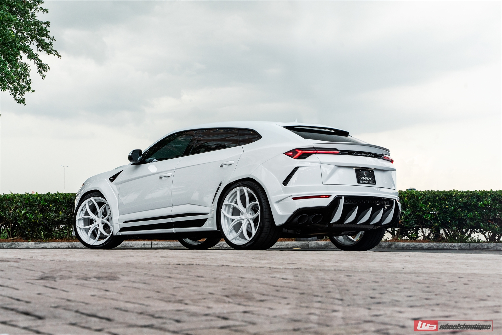 Novitec Urus | Bianco Icarus | ANRKY S2-X0 |  PPG Color Matched: Bianco Icarus