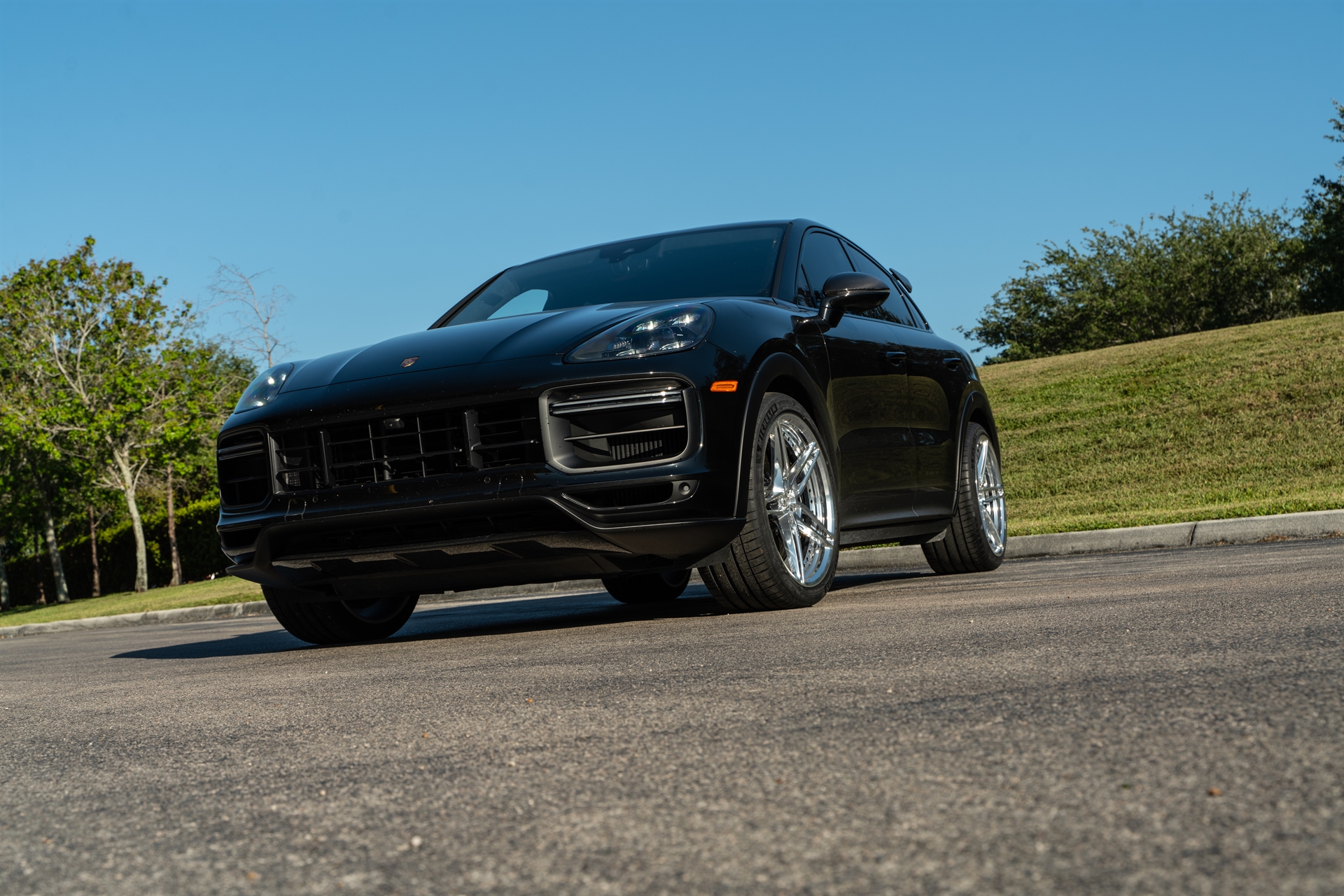 Porsche Cayenne Turbo GT | Black | on ANRKY AN27 | Polished Clear