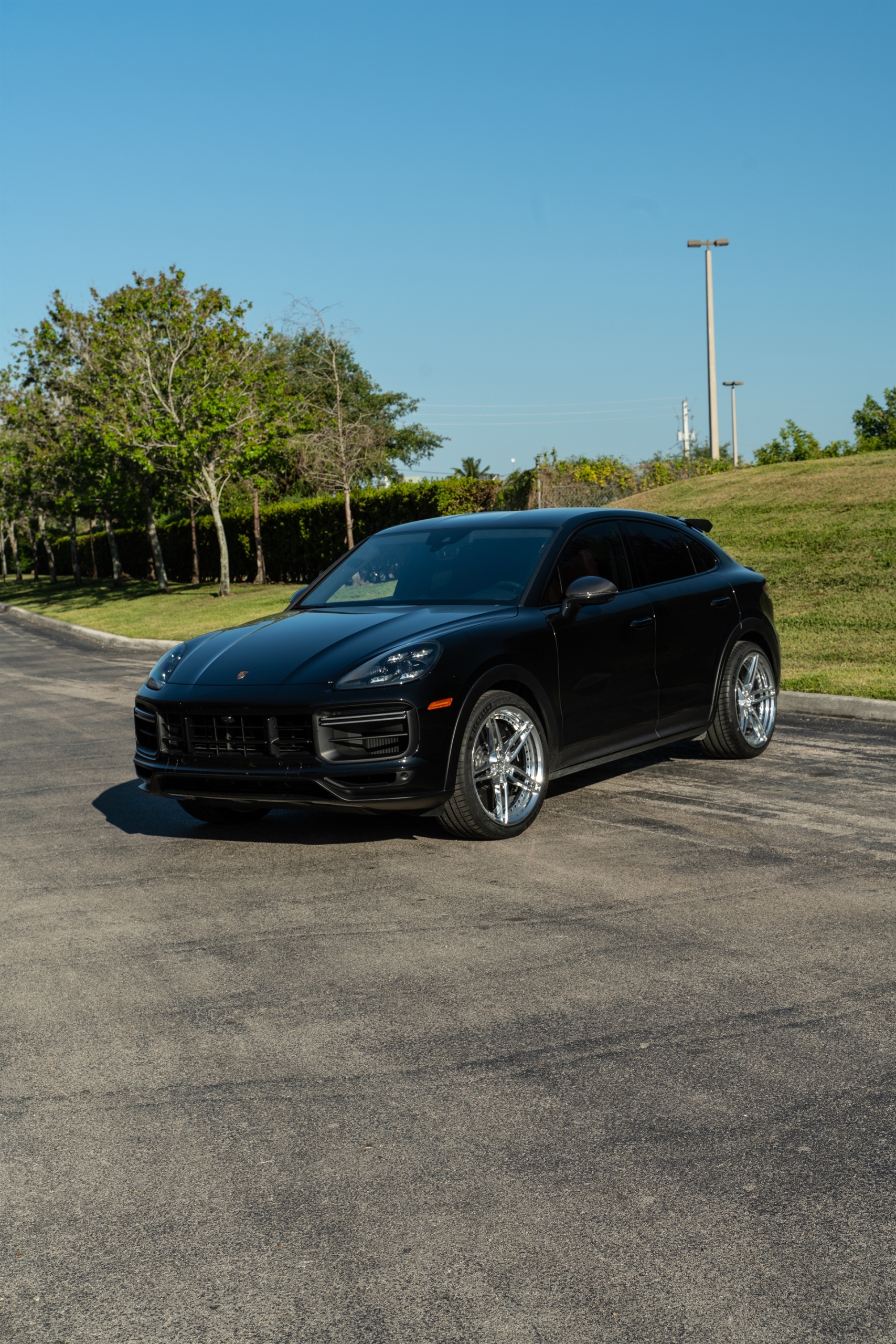 Porsche Cayenne Turbo GT | Black | on ANRKY AN27 | Polished Clear