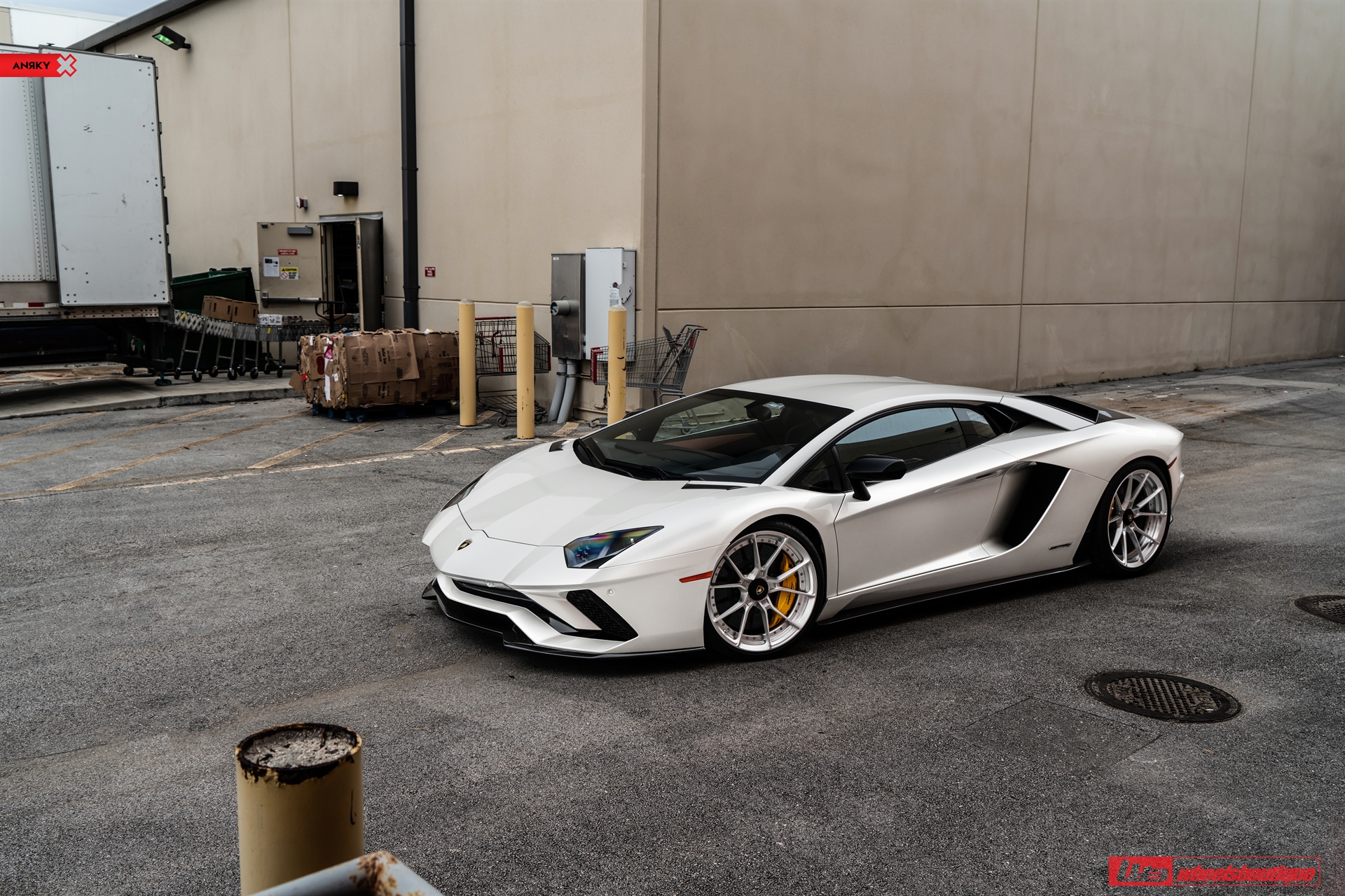 Lamborghini Aventador S | | on ANRKY AN22 | Brushed Clear