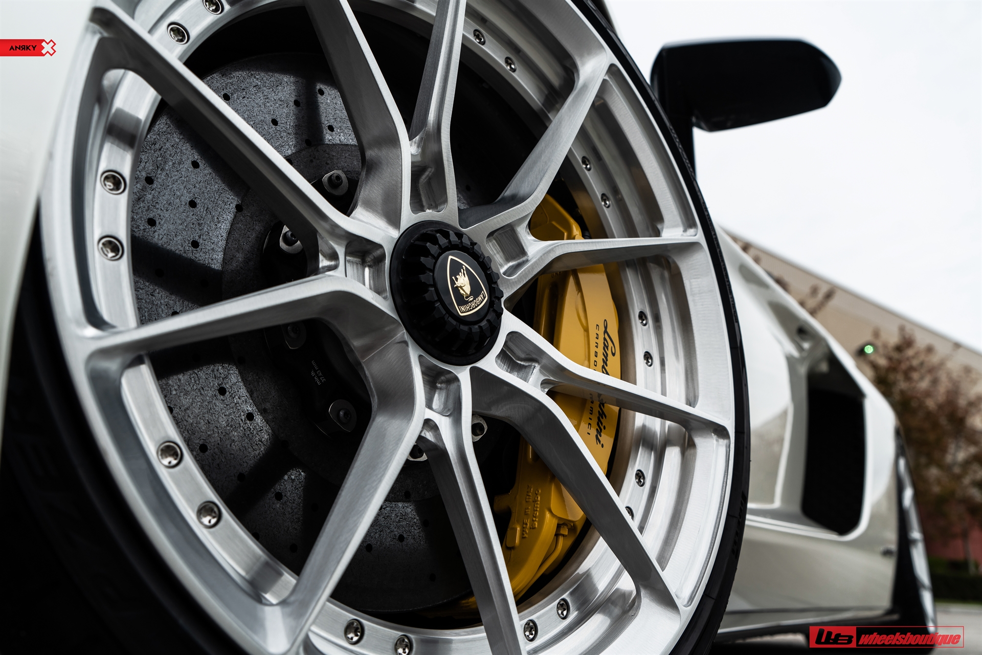 Lamborghini Aventador S | | on ANRKY AN22 | Brushed Clear