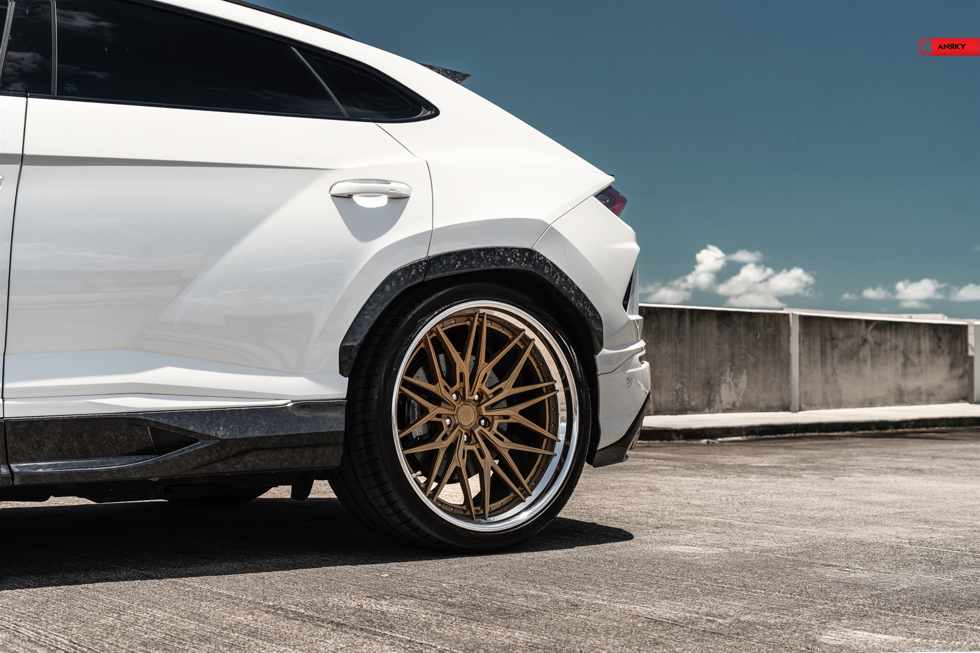 Lamborghini Urus | | ANRKY S3-X1 | Satin Gold