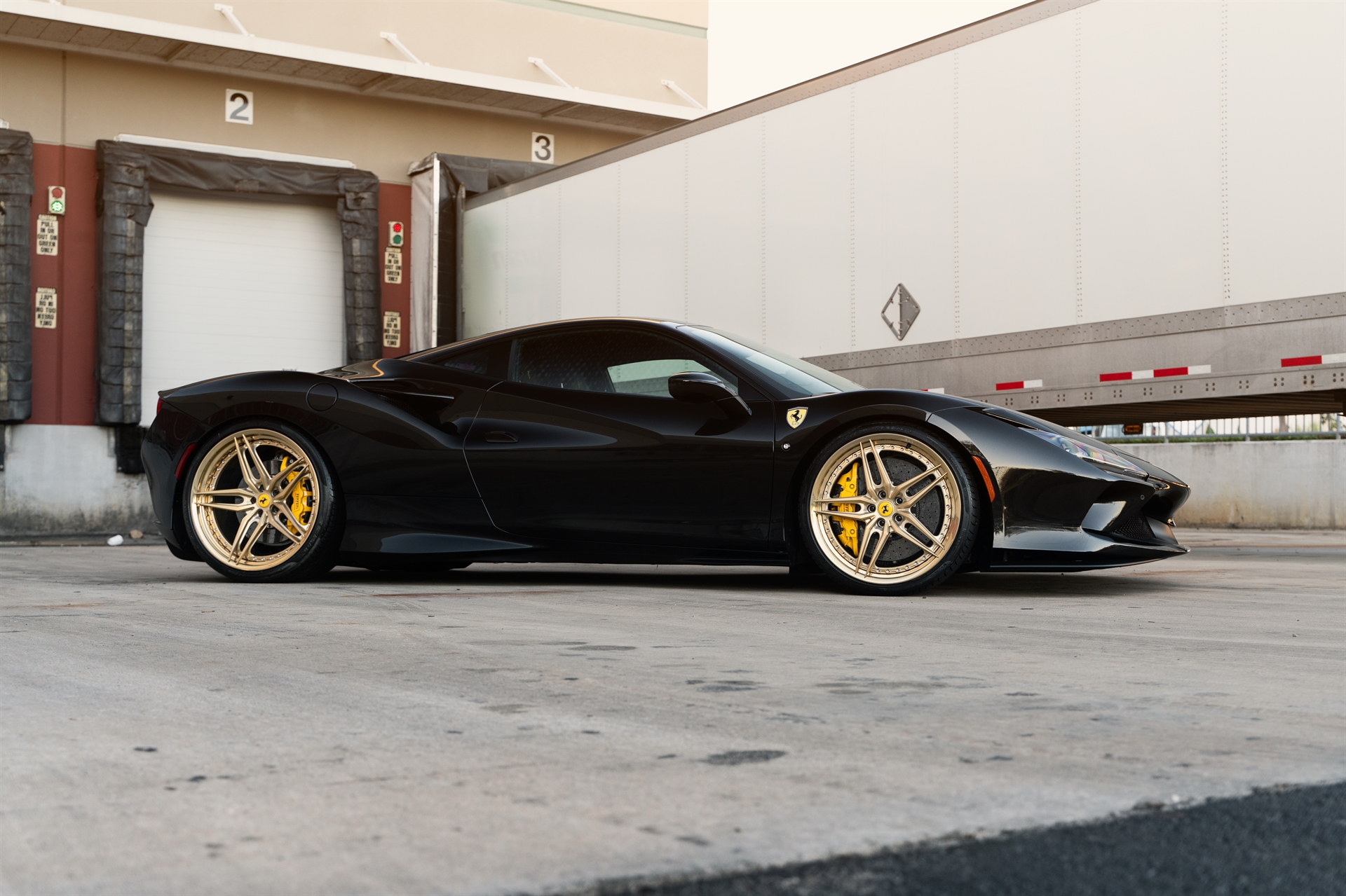 Ferrari F8 | Nero | on HRE P107SC | Frozen Polished Gold