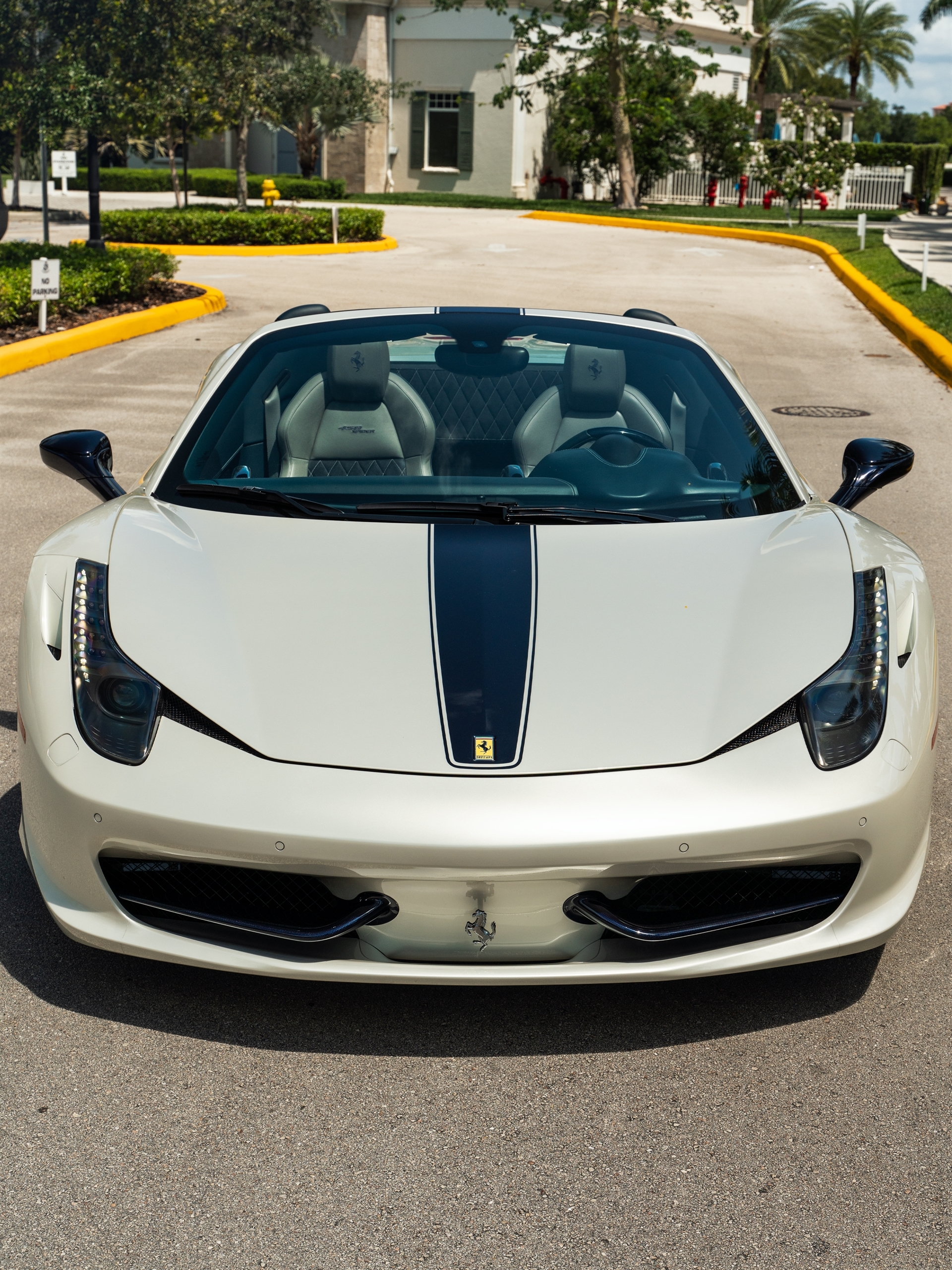 Ferrari 458 | Bianco Fuji | on HRE S104SC | Custom PPG Blue