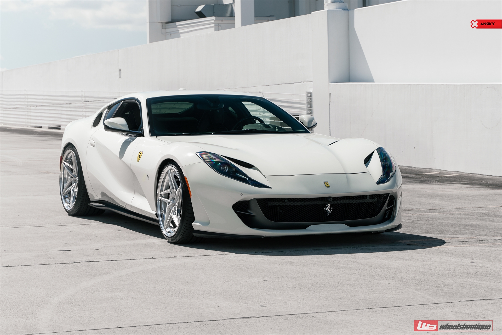 Ferrari 812 | Bianco Avus | on ANRKY S3-X3 | Brushed Clear