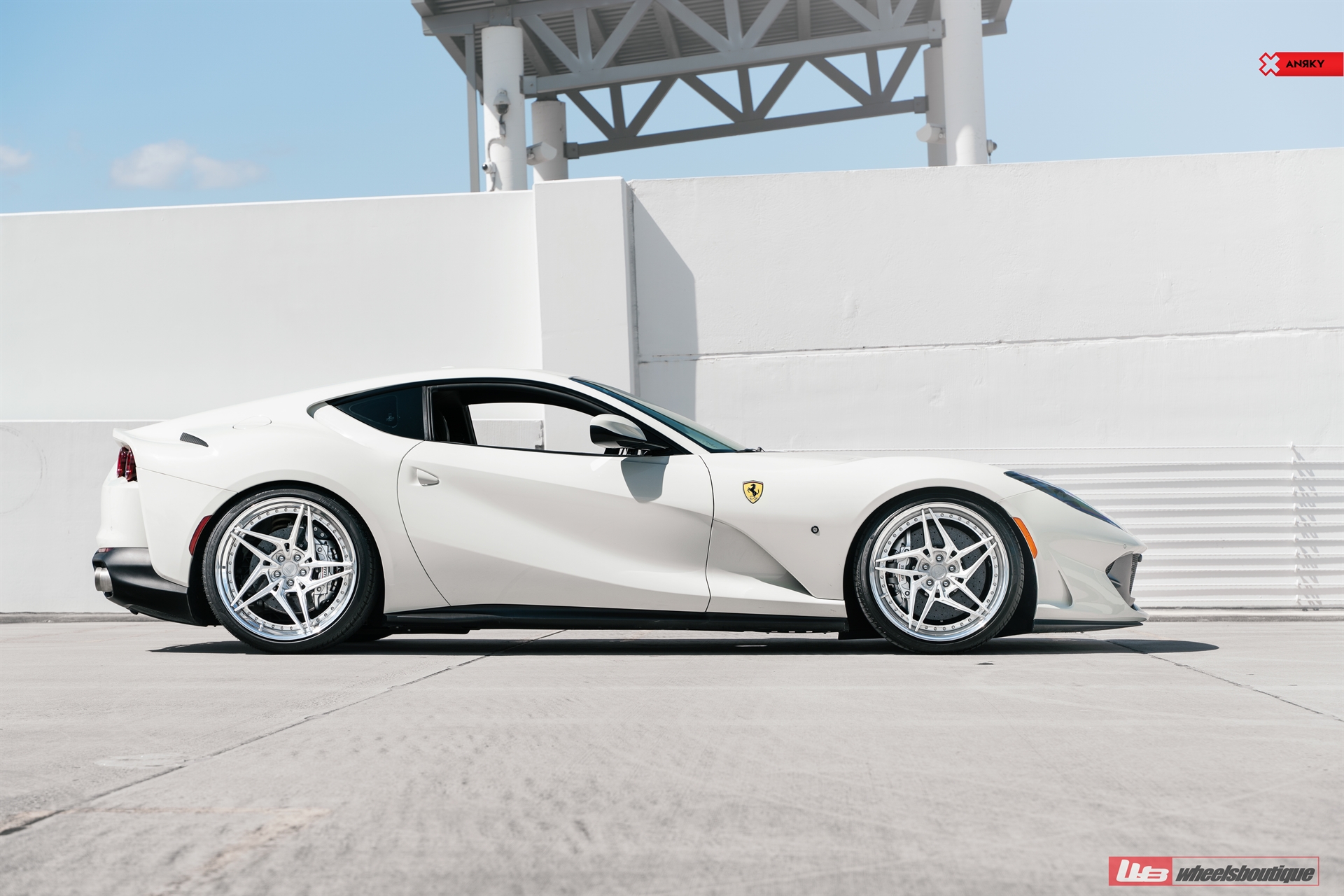 Ferrari 812 | Bianco Avus | on ANRKY S3-X3 | Brushed Clear