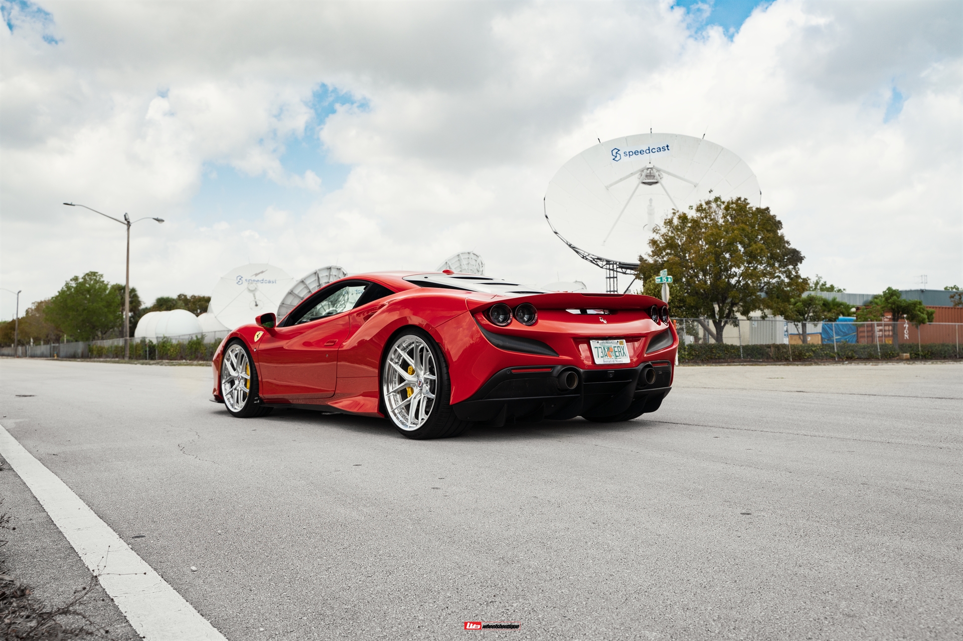 Ferrari F8 | Rosso Corsa | on HRE S101SC | Brushed Clear