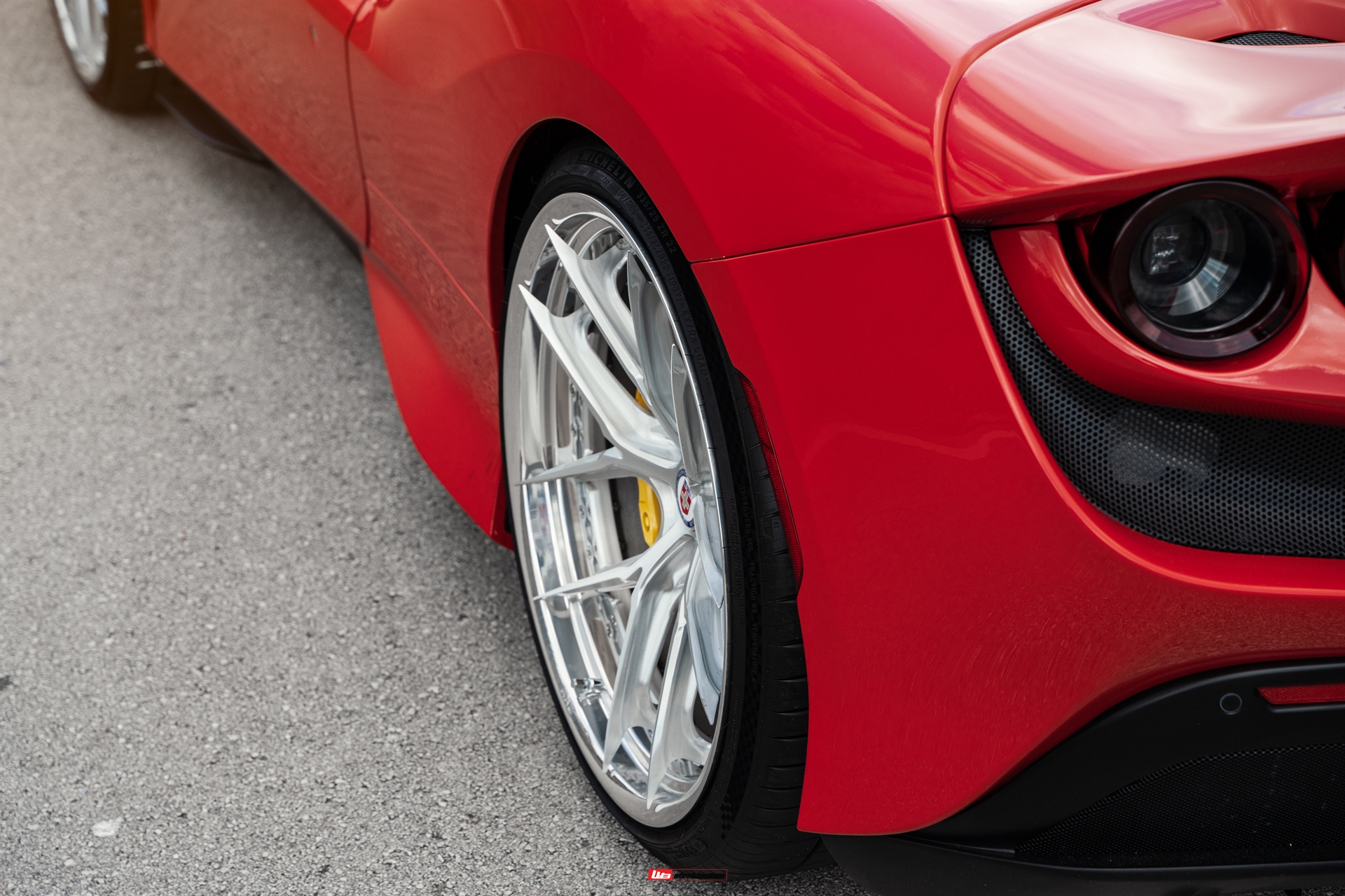 Ferrari F8 | Rosso Corsa | on HRE S101SC | Brushed Clear