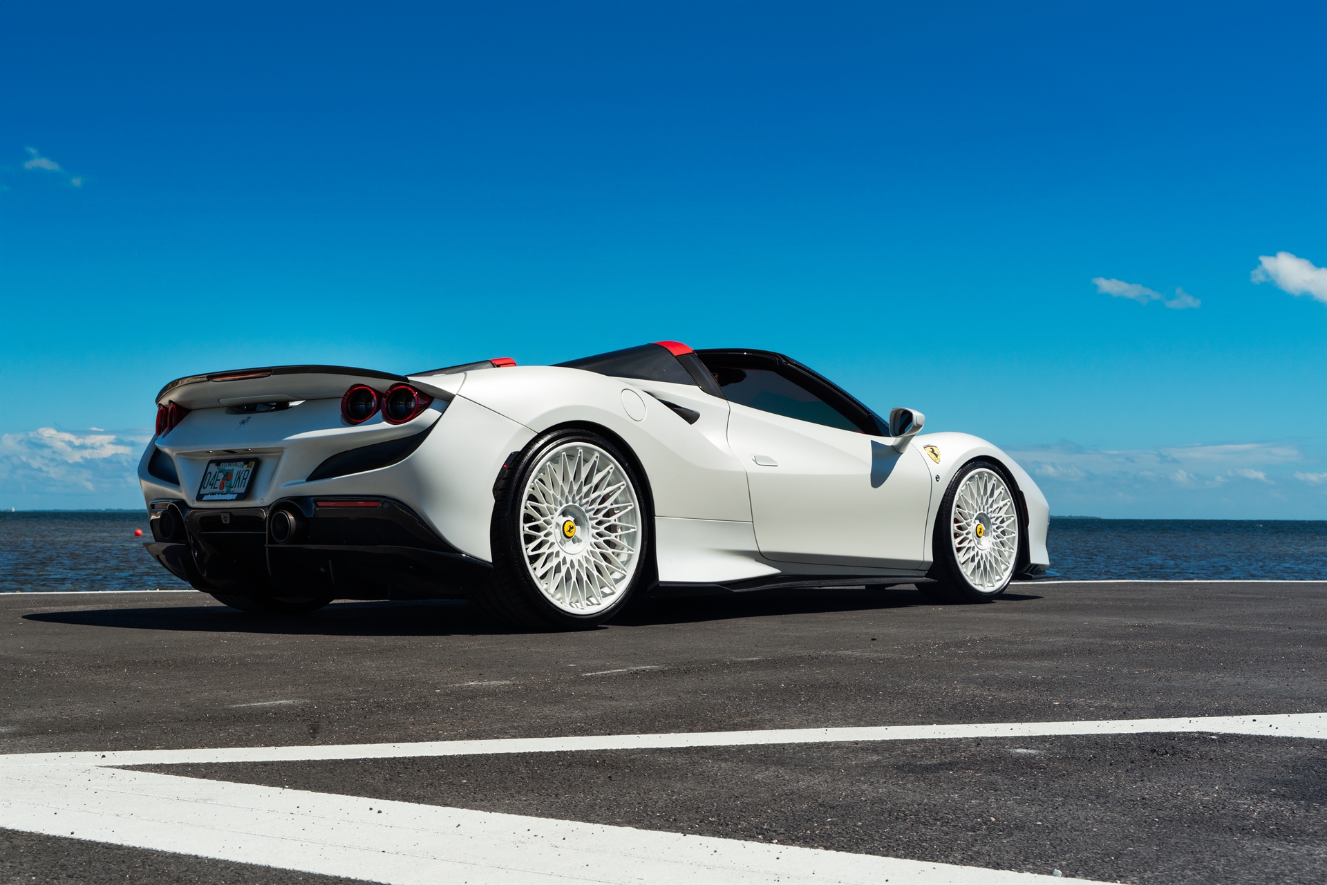 Novitec F8 Spider | Bianco Avus | on ANRKY RS7.3 | Gloss White