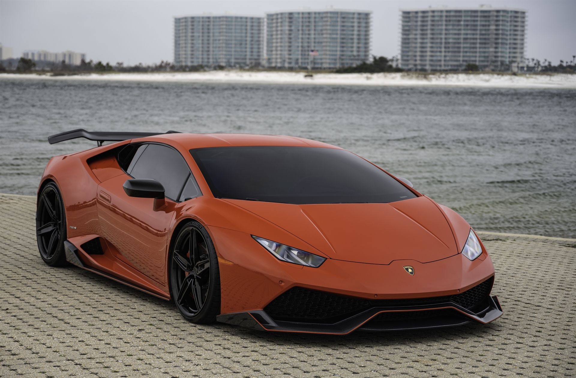 Lamborghini Huracan | | on ANRKY AN15 | Gloss Black
