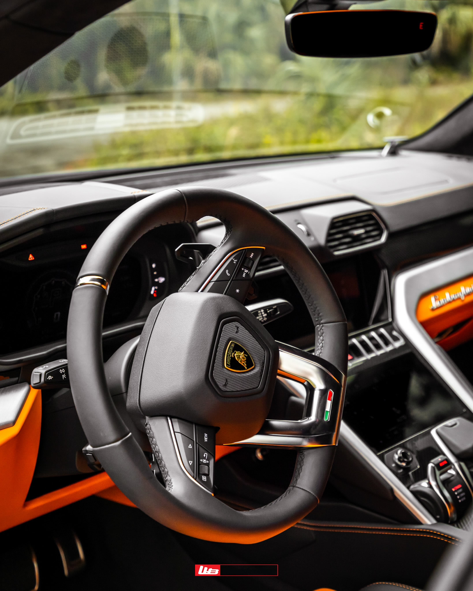 Lamborghini Urus | | on ANRKY AN38 | Mirror Polished Smoke