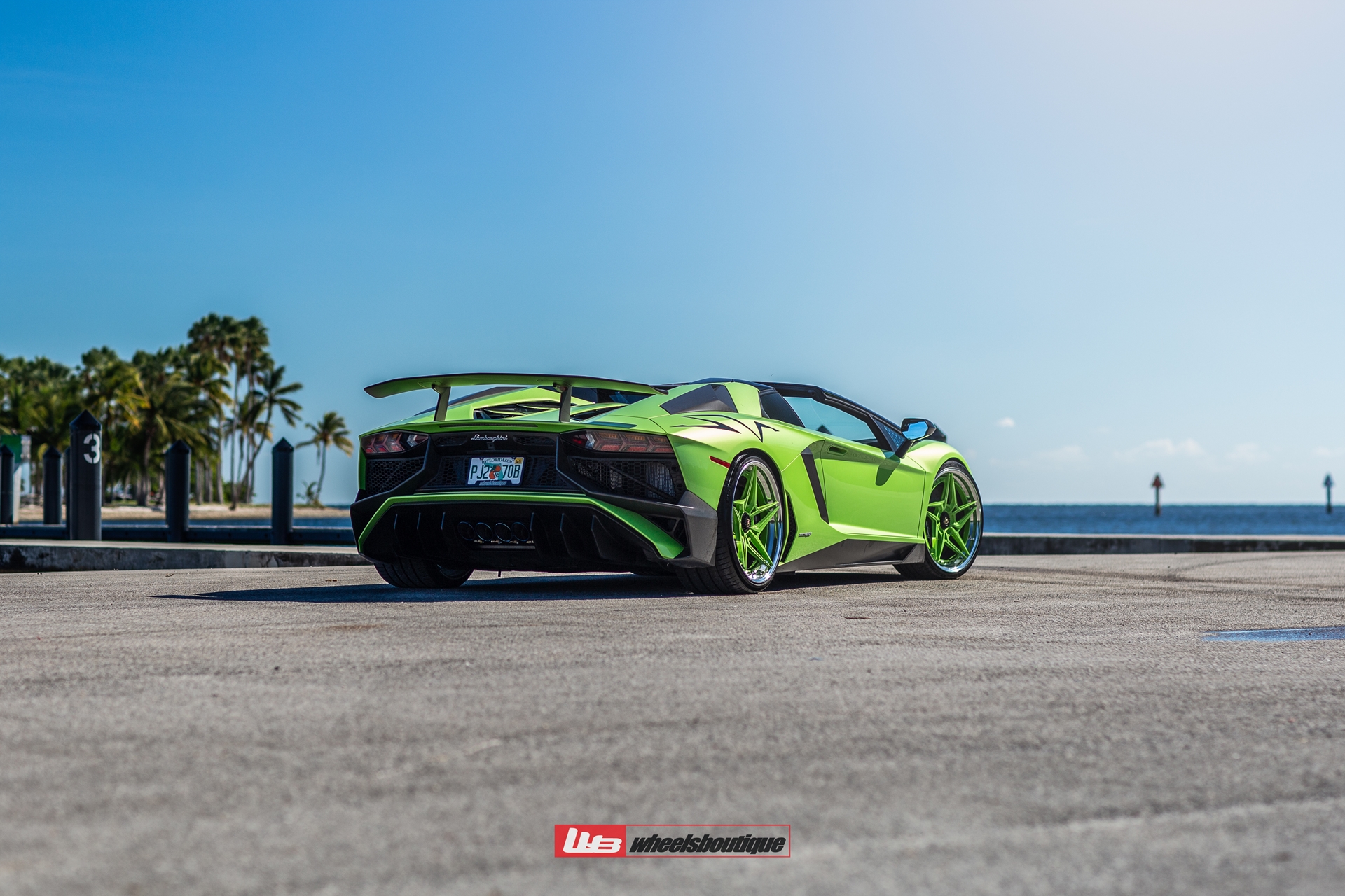 Lamborghini Aventador SV Roadster | Verde Ithaca | on ANRKY S3-X3 | PPG Color Matched: Verde Ithaca Center