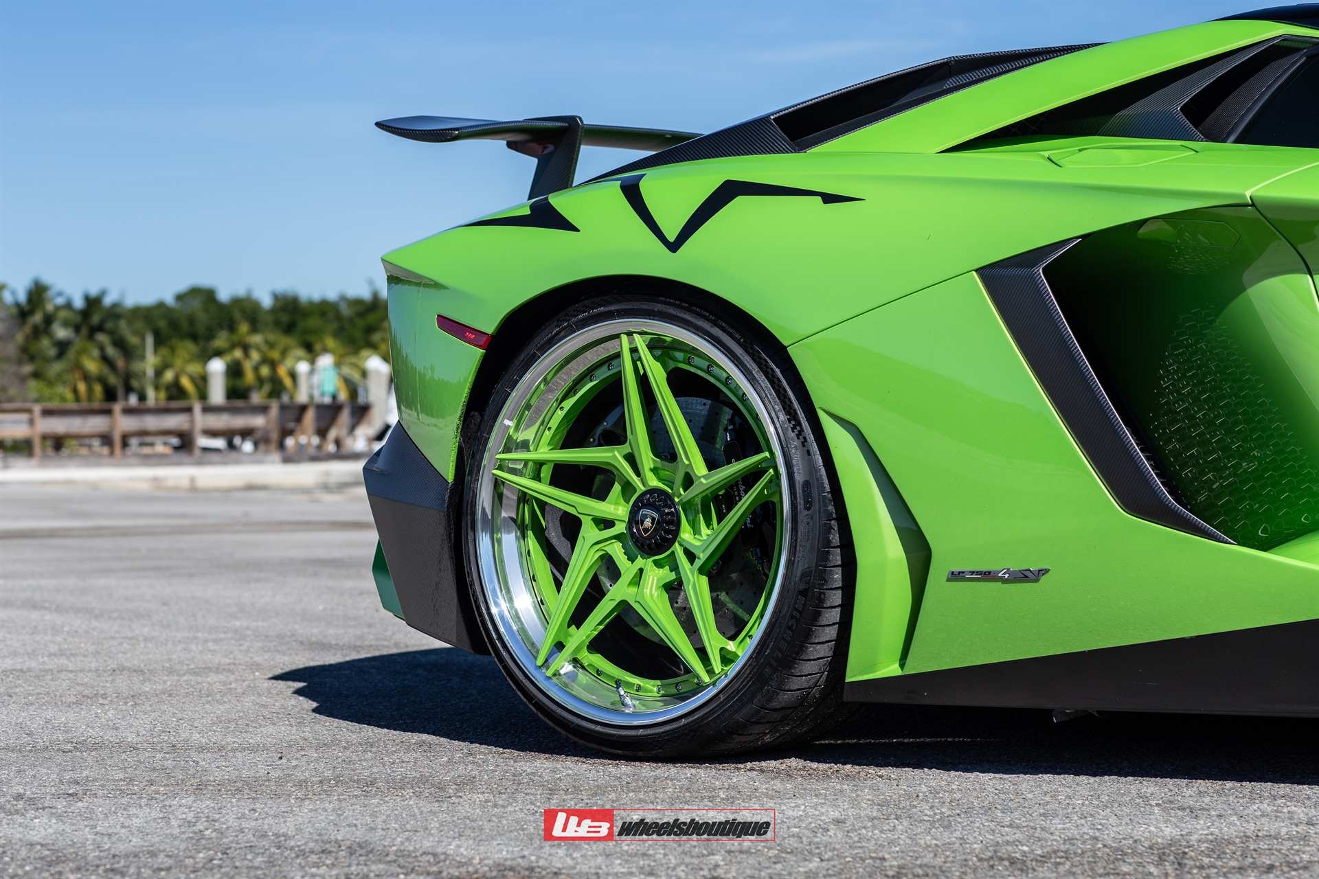 Lamborghini Aventador SV Roadster | Verde Ithaca | on ANRKY S3-X3 | PPG Color Matched: Verde Ithaca Center