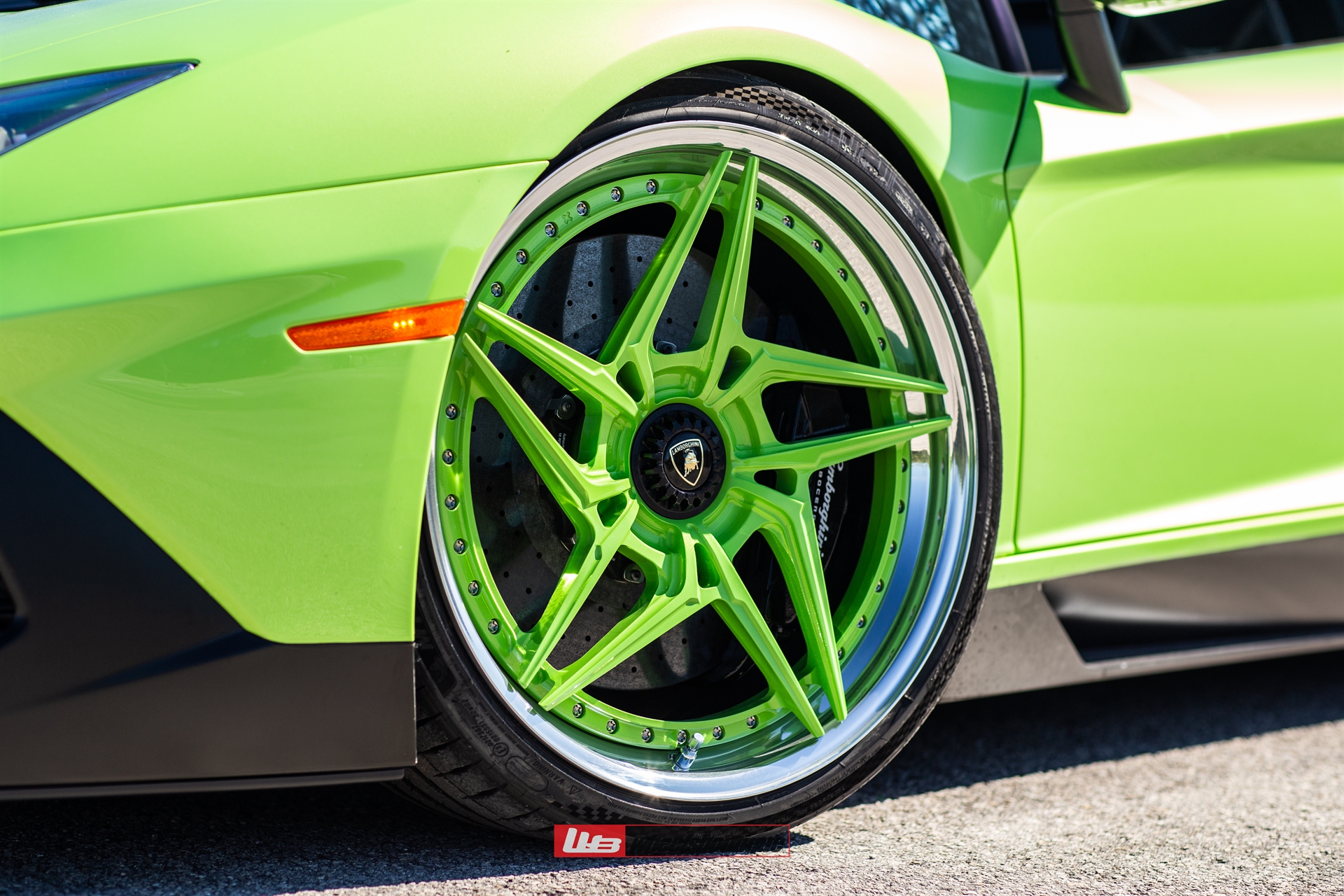 Lamborghini Aventador SV Roadster | Verde Ithaca | on ANRKY S3-X3 | PPG Color Matched: Verde Ithaca Center